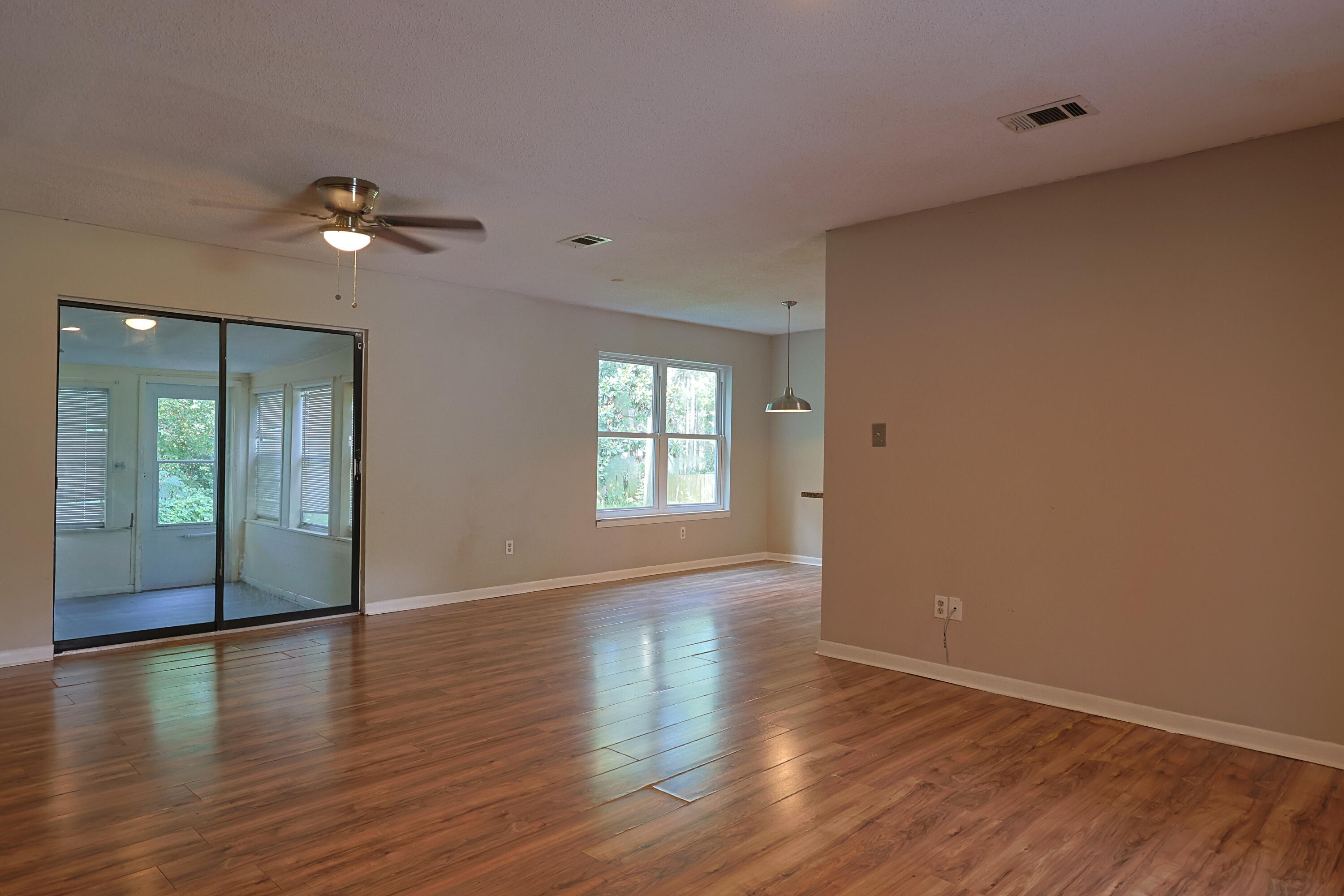 WYNNEHAVEN BEACH ESTATES - Residential