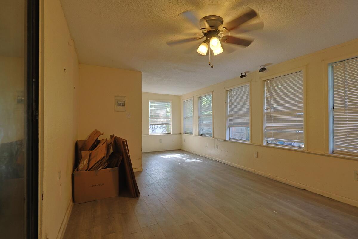 WYNNEHAVEN BEACH ESTATES - Residential