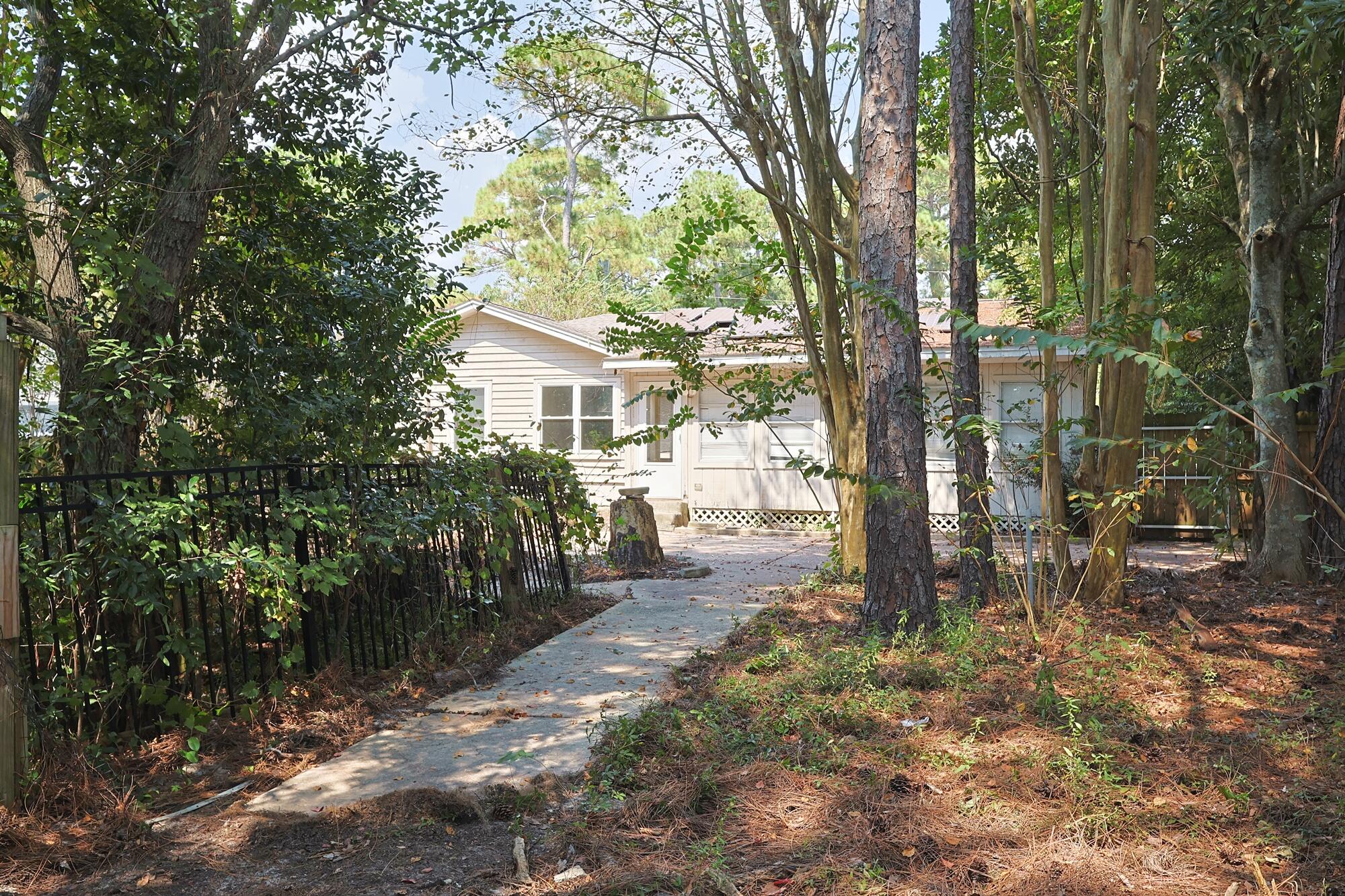 WYNNEHAVEN BEACH ESTATES - Residential