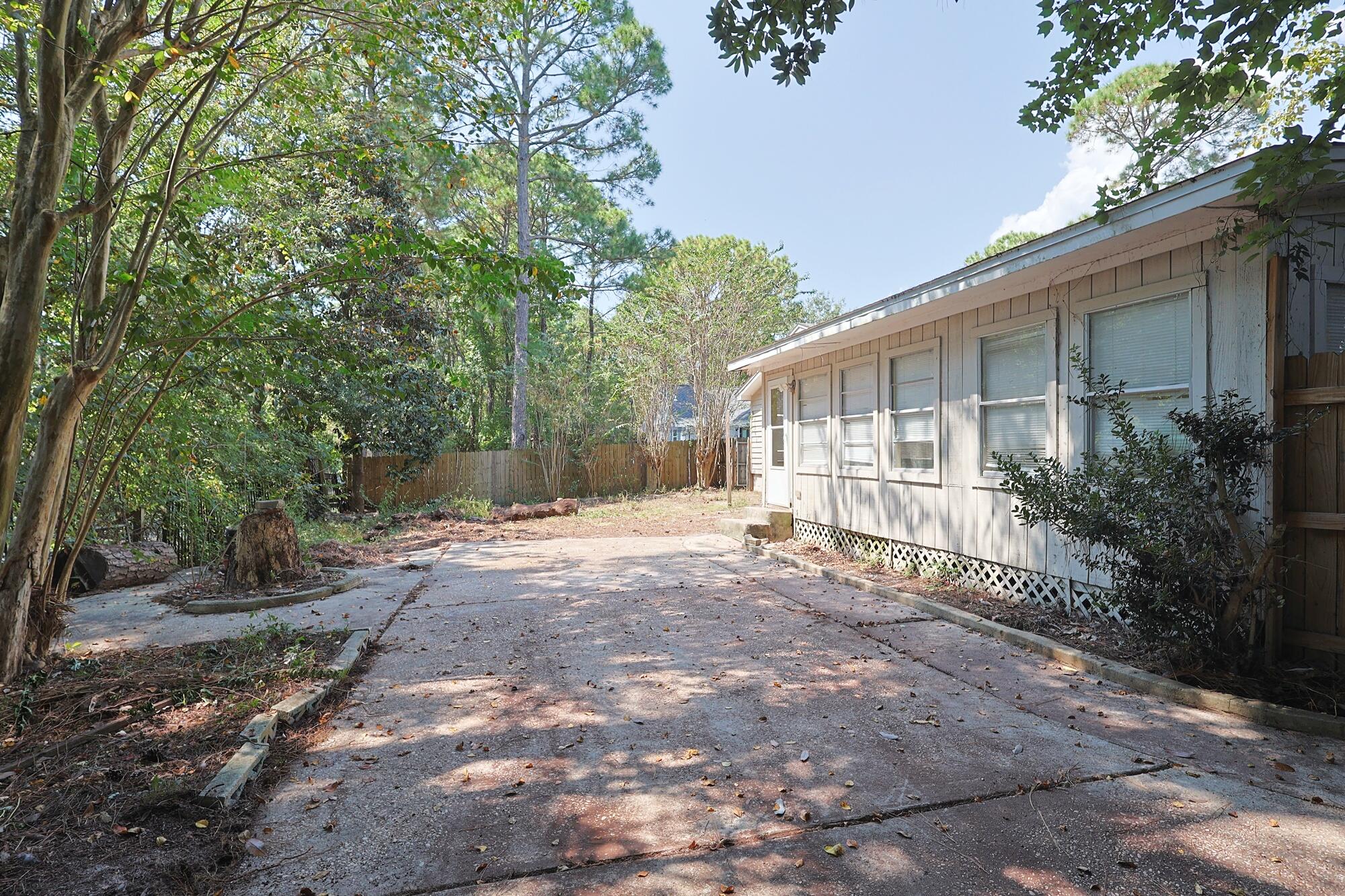 WYNNEHAVEN BEACH ESTATES - Residential