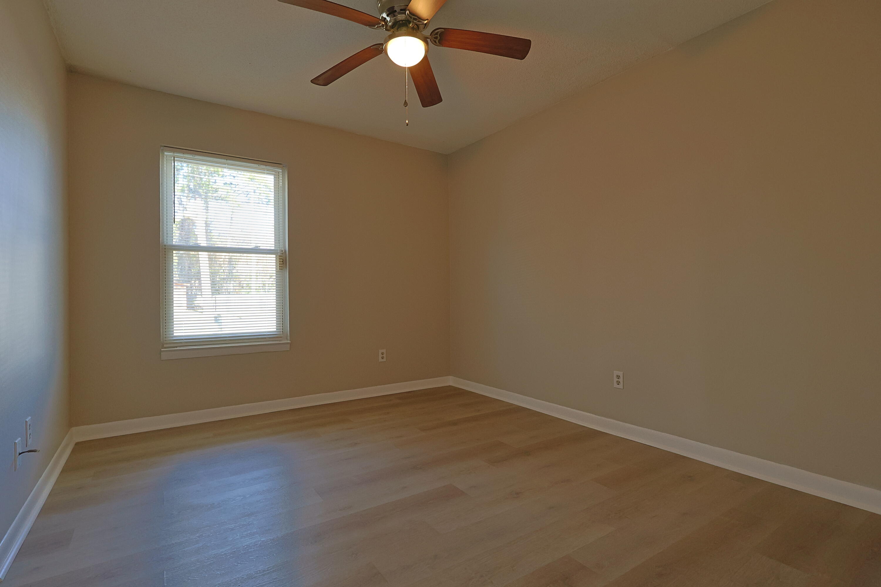 WYNNEHAVEN BEACH ESTATES - Residential