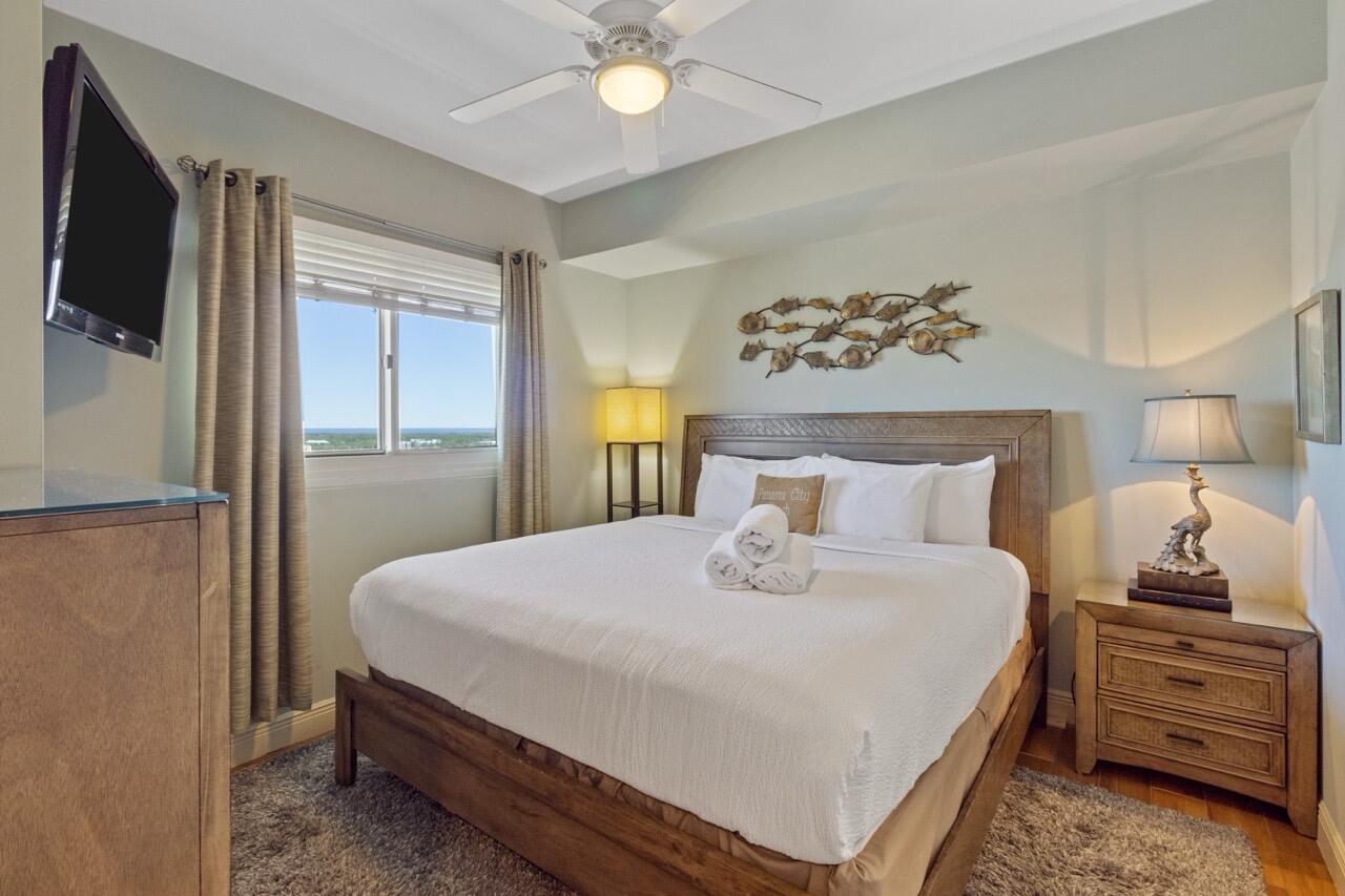 STERLING BREEZE CONDOMINIUM - Residential