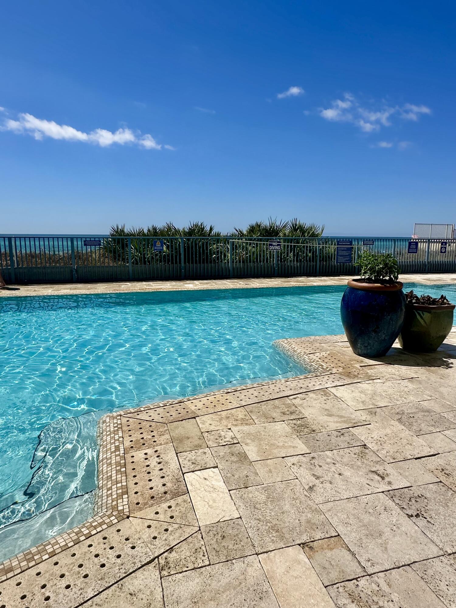 STERLING BREEZE CONDOMINIUM - Residential