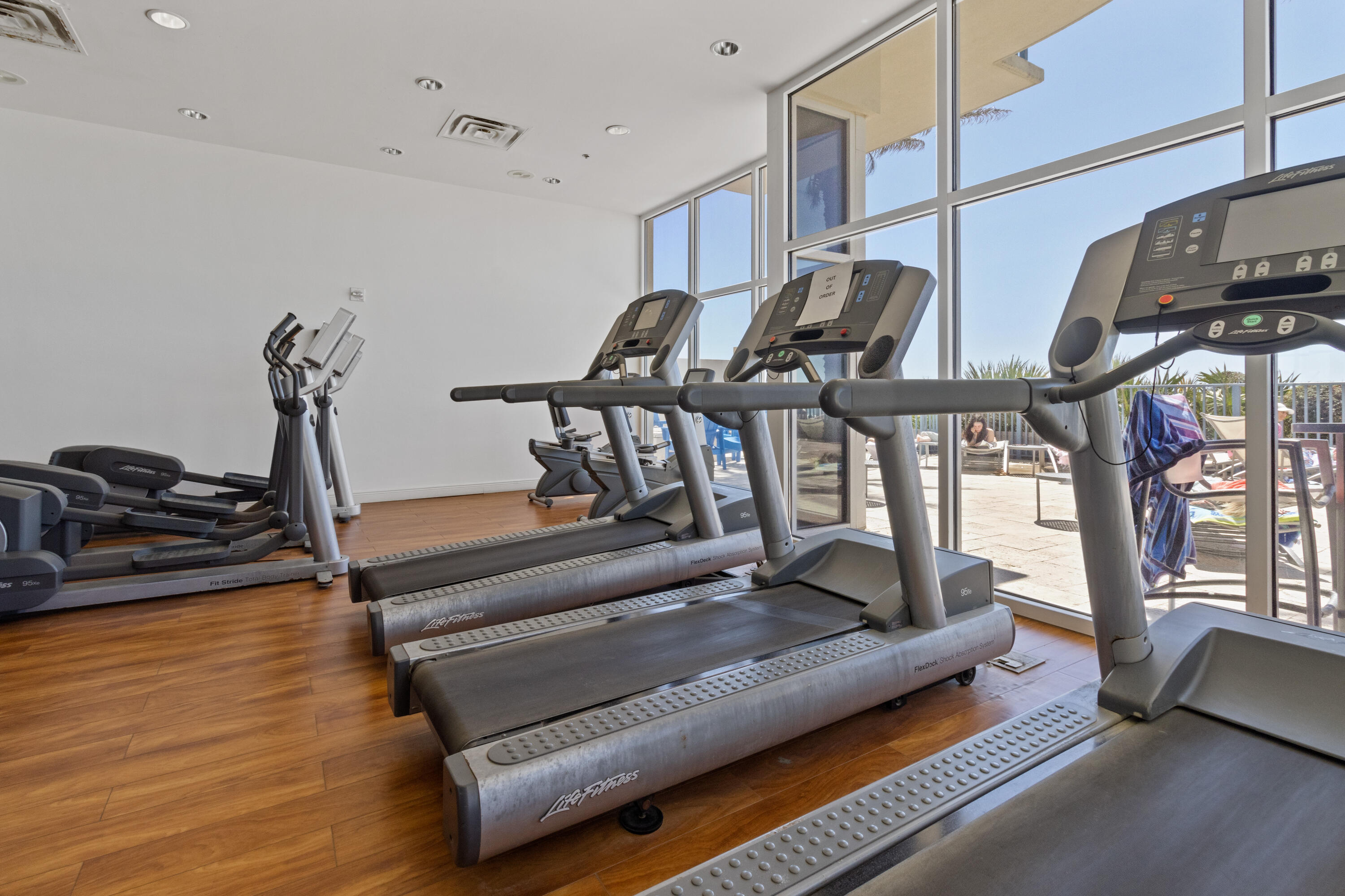 STERLING BREEZE CONDOMINIUM - Residential