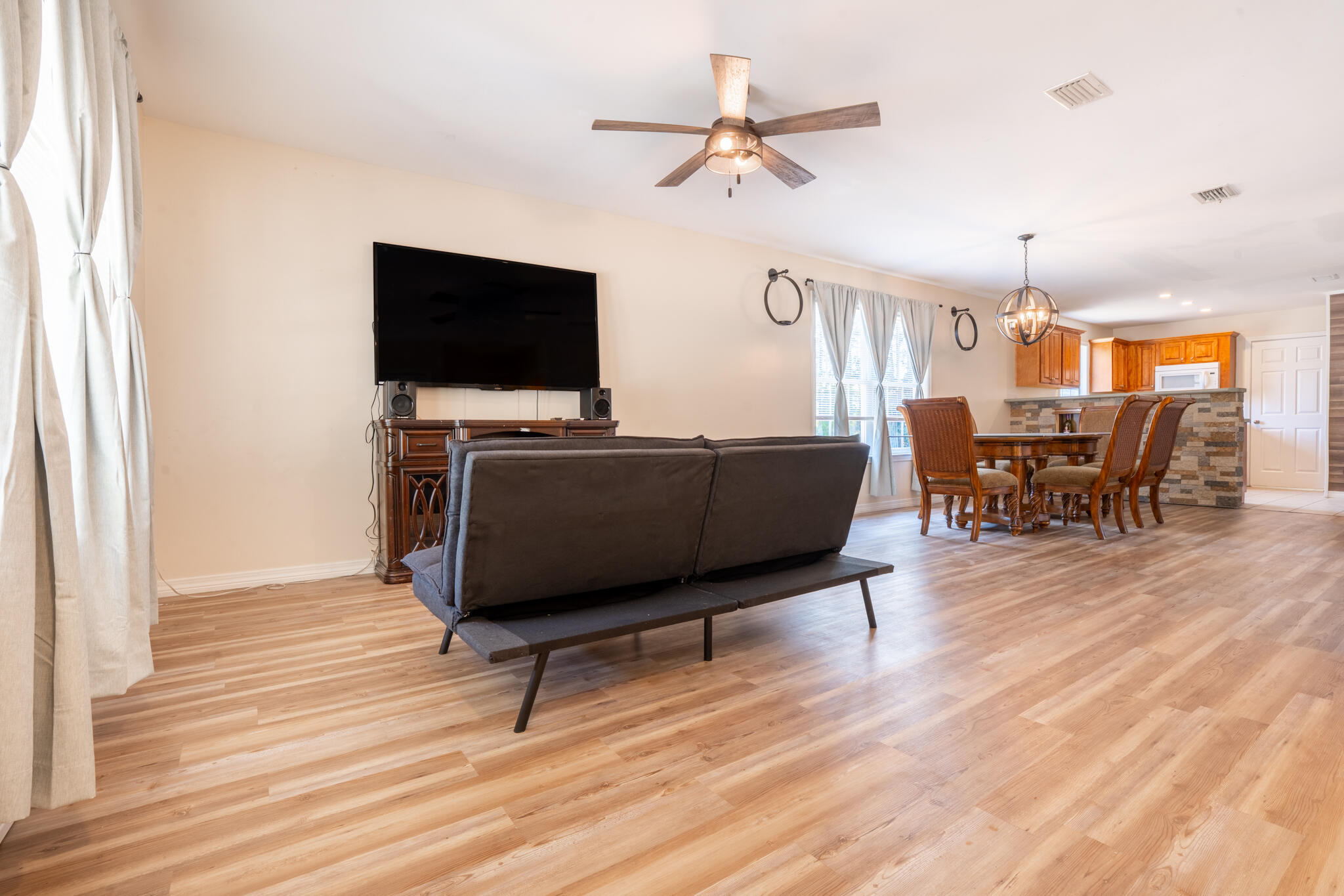 BAYOU FARMS - Residential