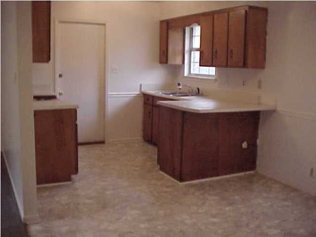 METES & BOUNDS - Residential Lease