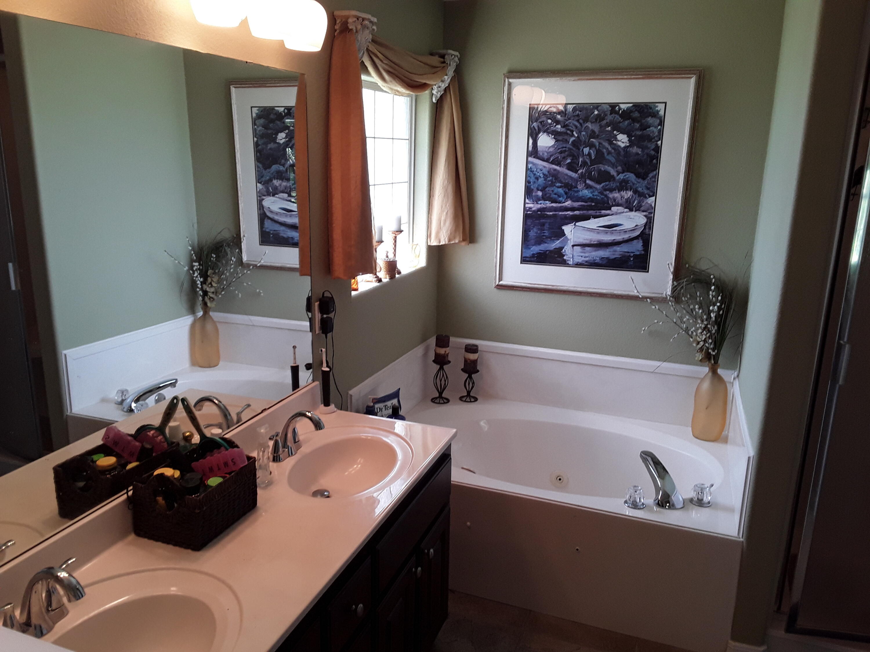 SANTA ROSA SHORES EAST - Residential