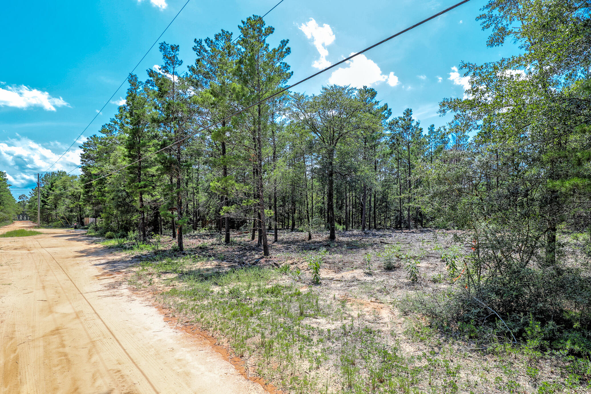 OAKWOOD HILLS UNIT IV - Land