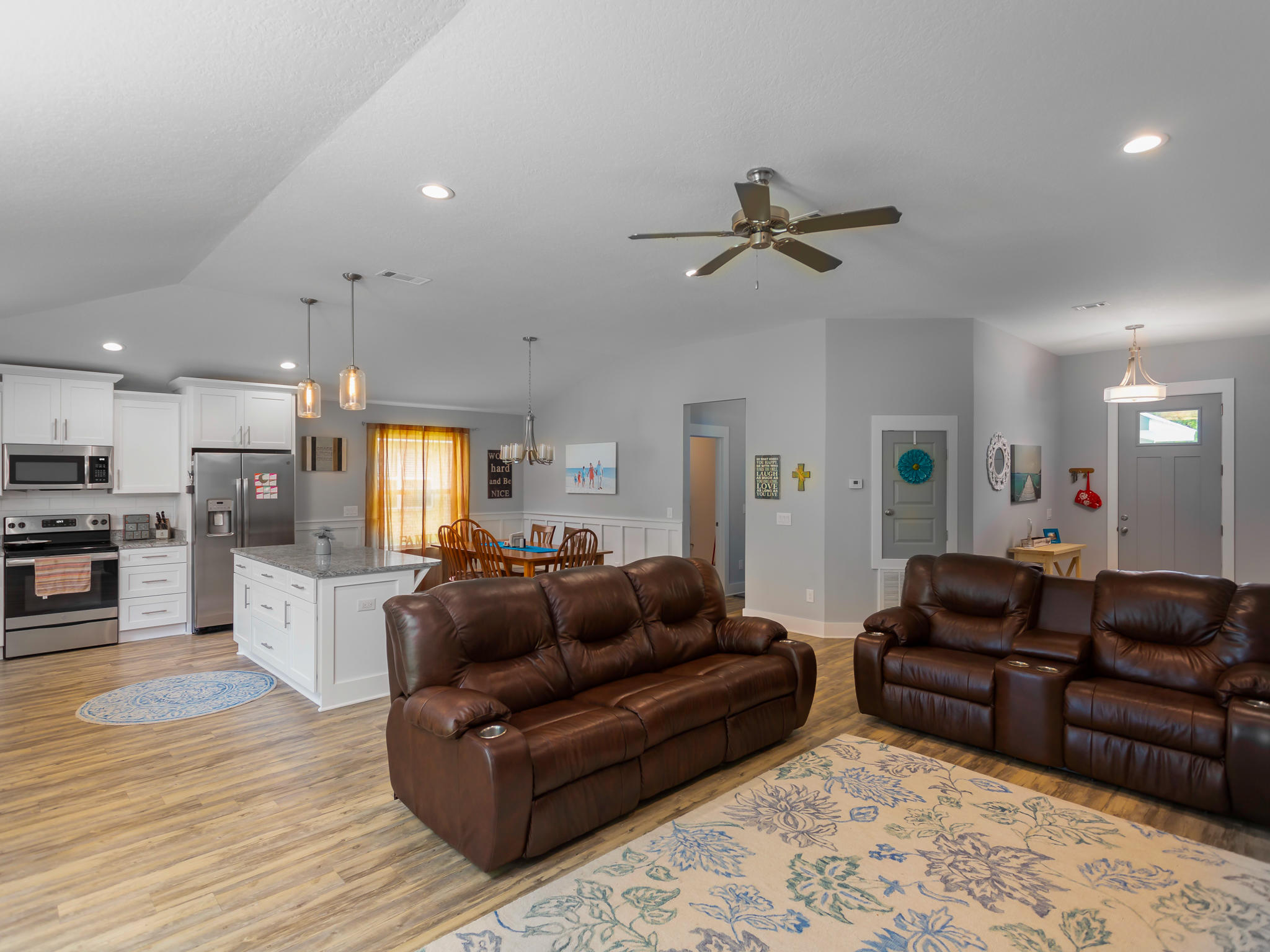 NO RECORDED SUBDIVISION - Residential