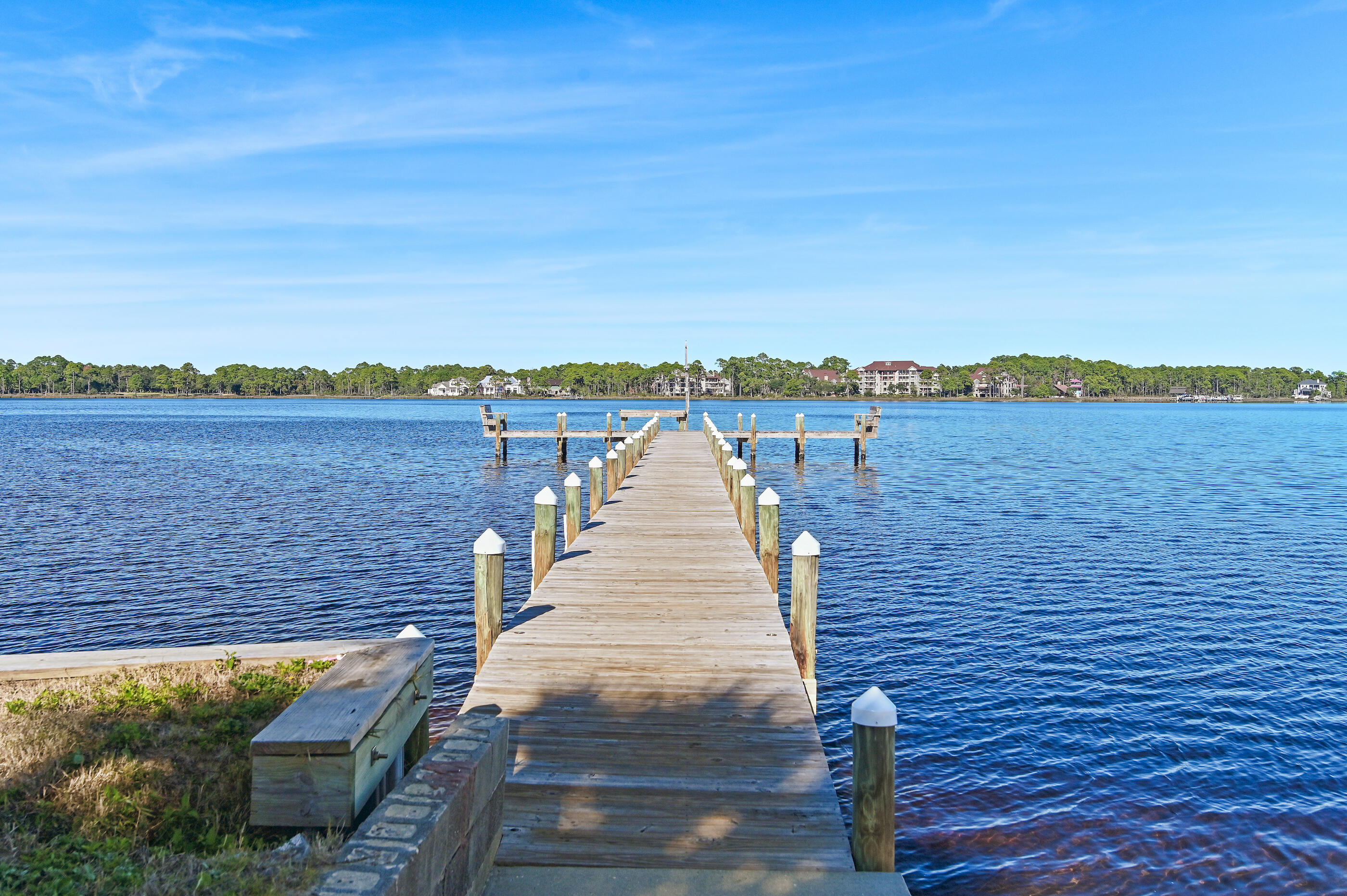 PIRATES COVE INLET CONDO - Residential