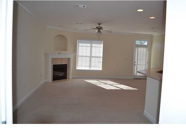 WALTON OAKS - Residential Lease