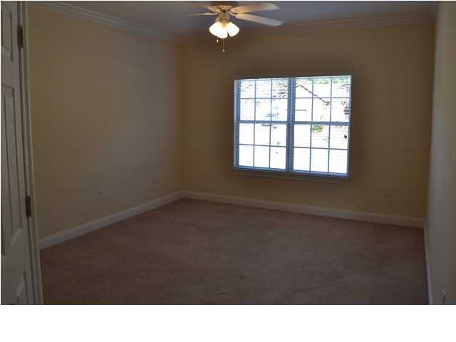 WALTON OAKS - Residential Lease
