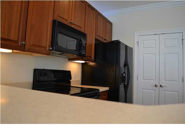 WALTON OAKS - Residential Lease