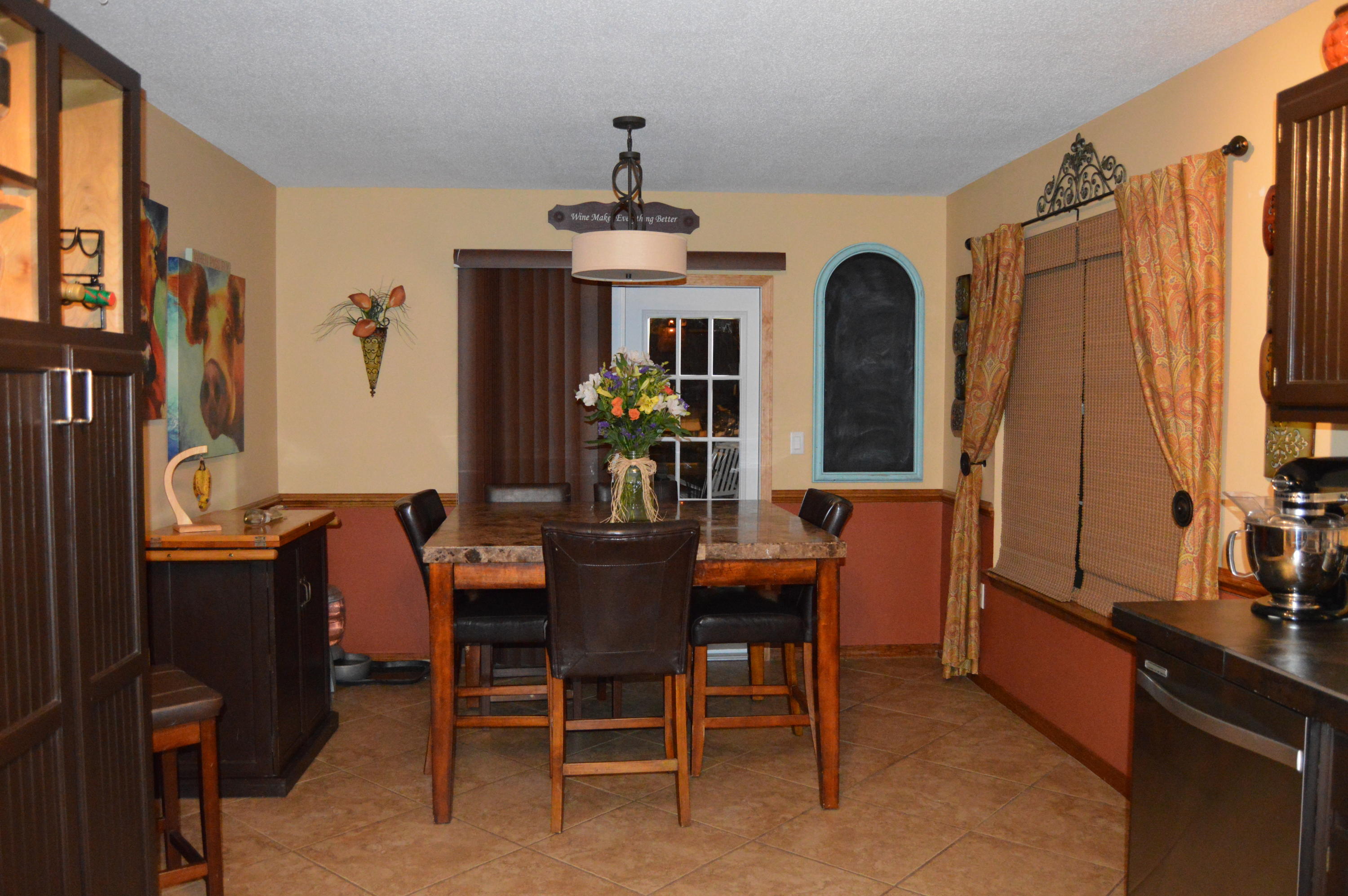 VILLAGE WEST - Residential