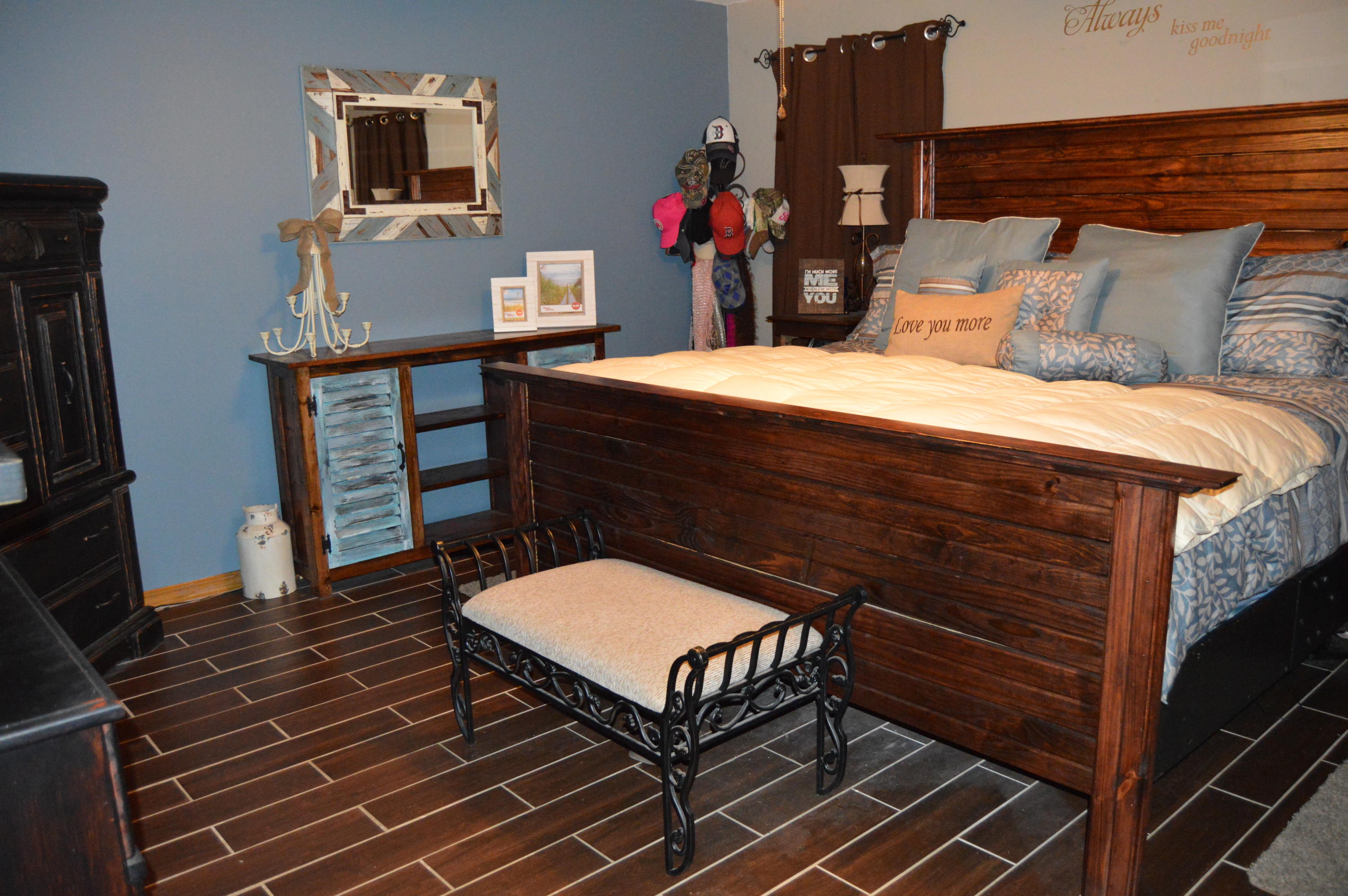 VILLAGE WEST - Residential