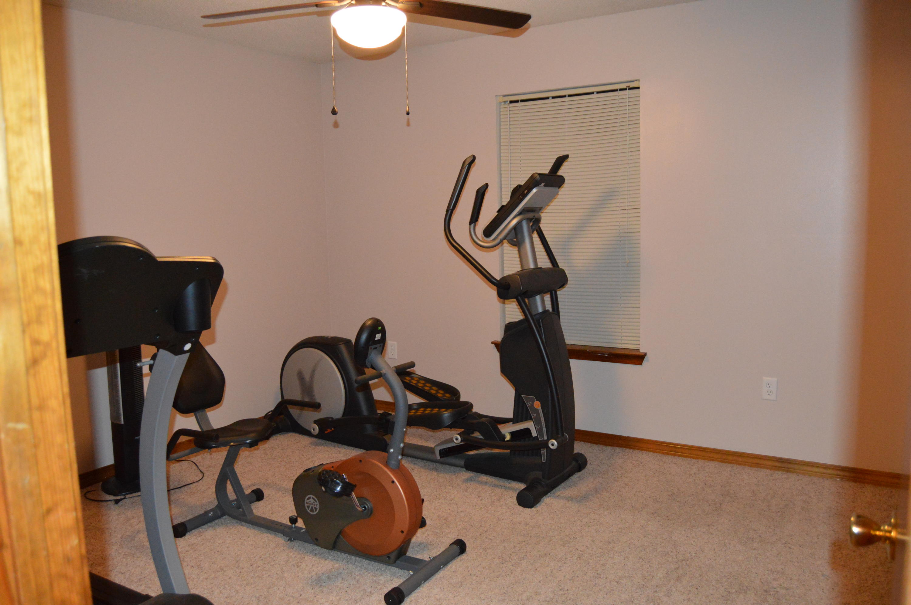 VILLAGE WEST - Residential