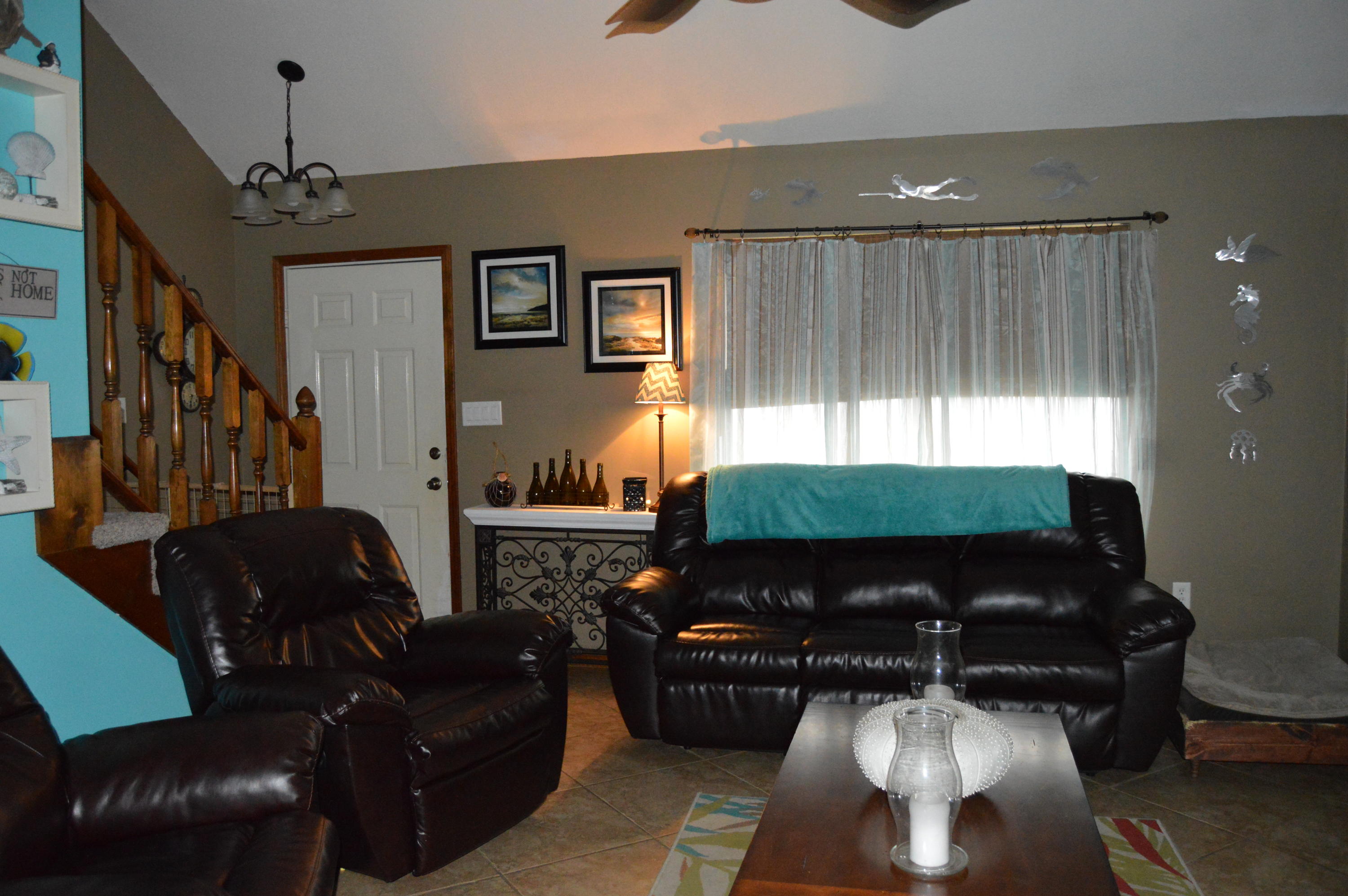 VILLAGE WEST - Residential