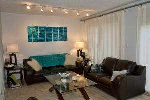 INDIAN OAKS 1ST ADDN - Residential