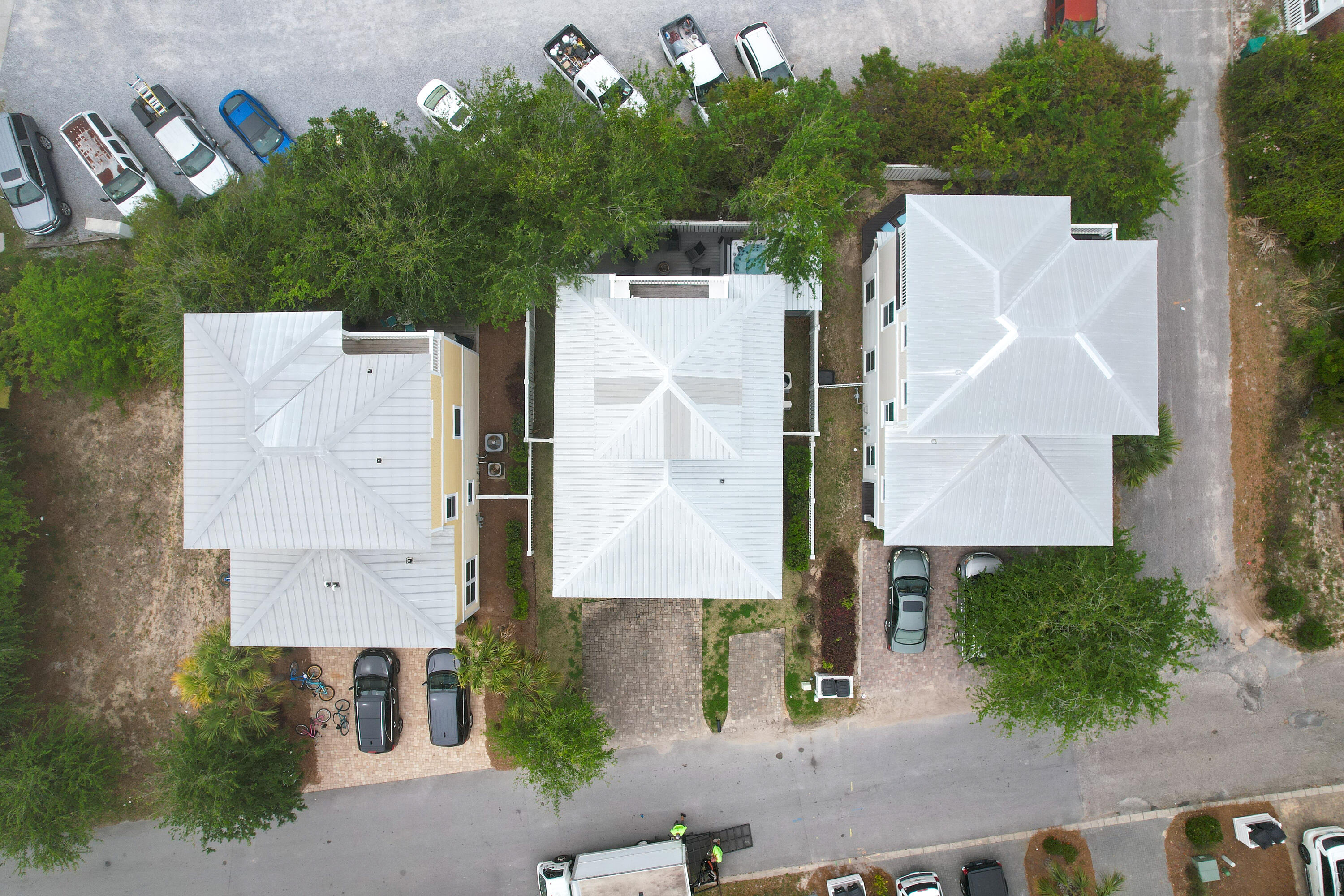 SUGAR SAND LANE - Residential