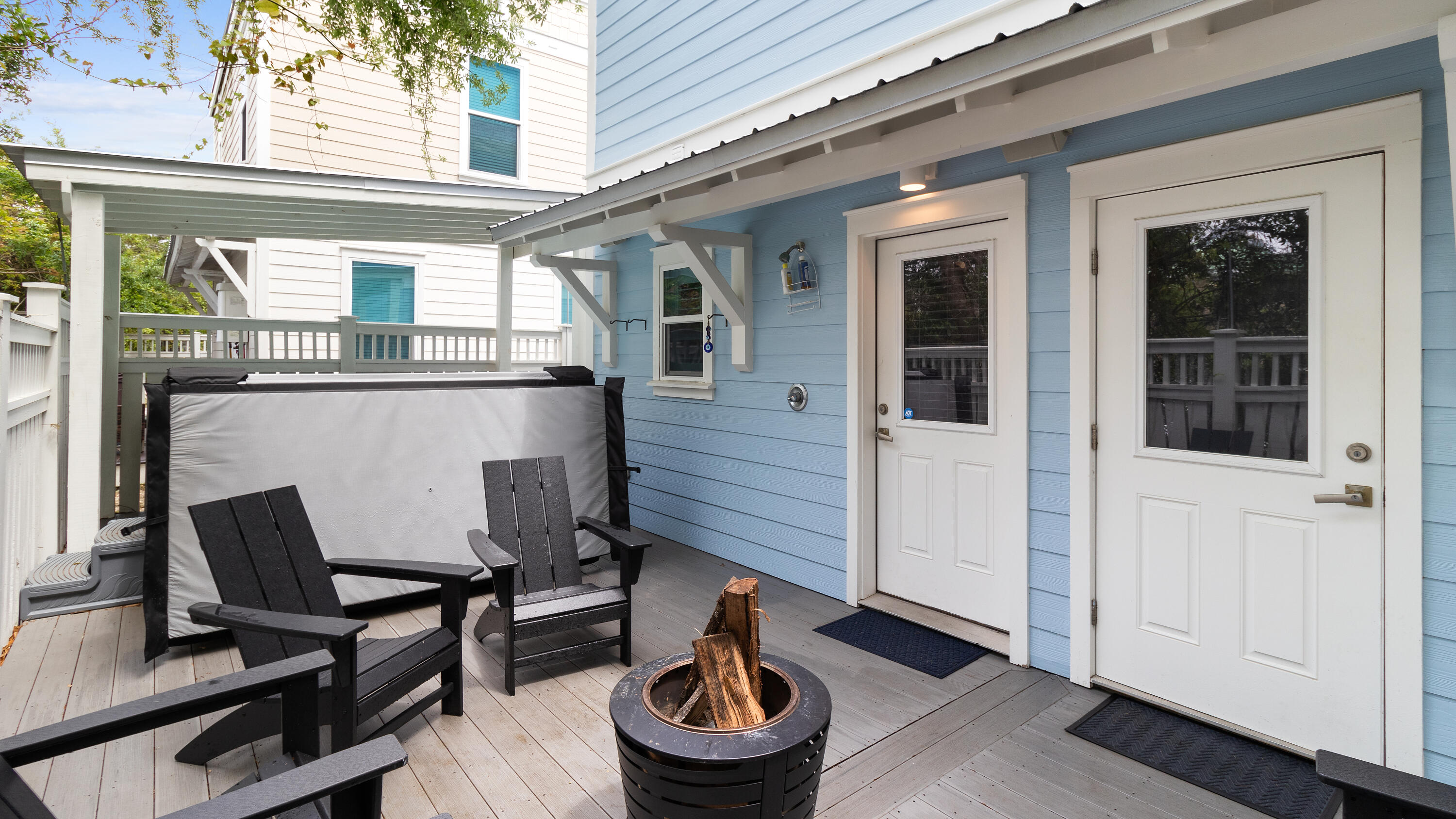 SUGAR SAND LANE - Residential