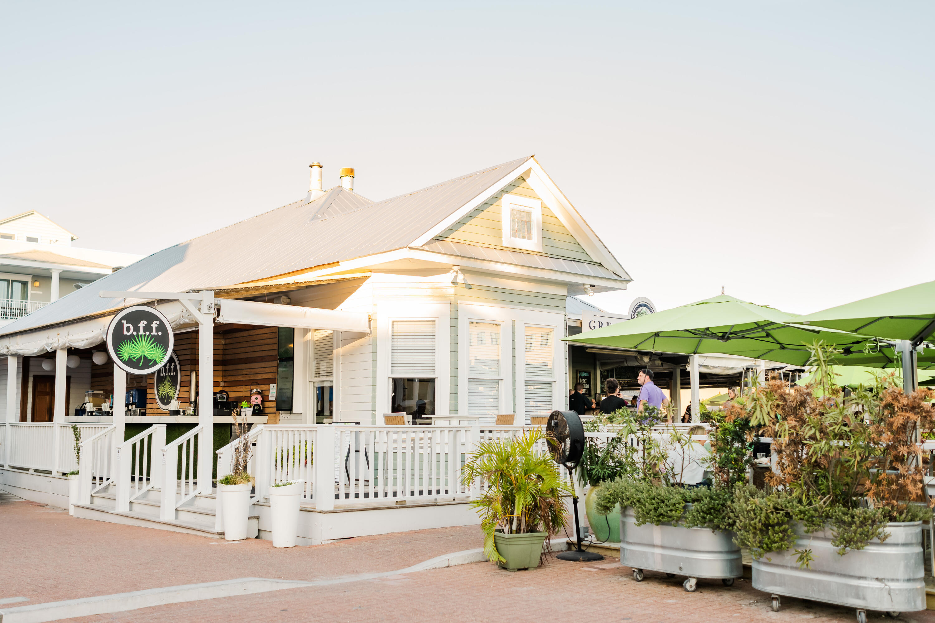 SUGAR SAND LANE - Residential