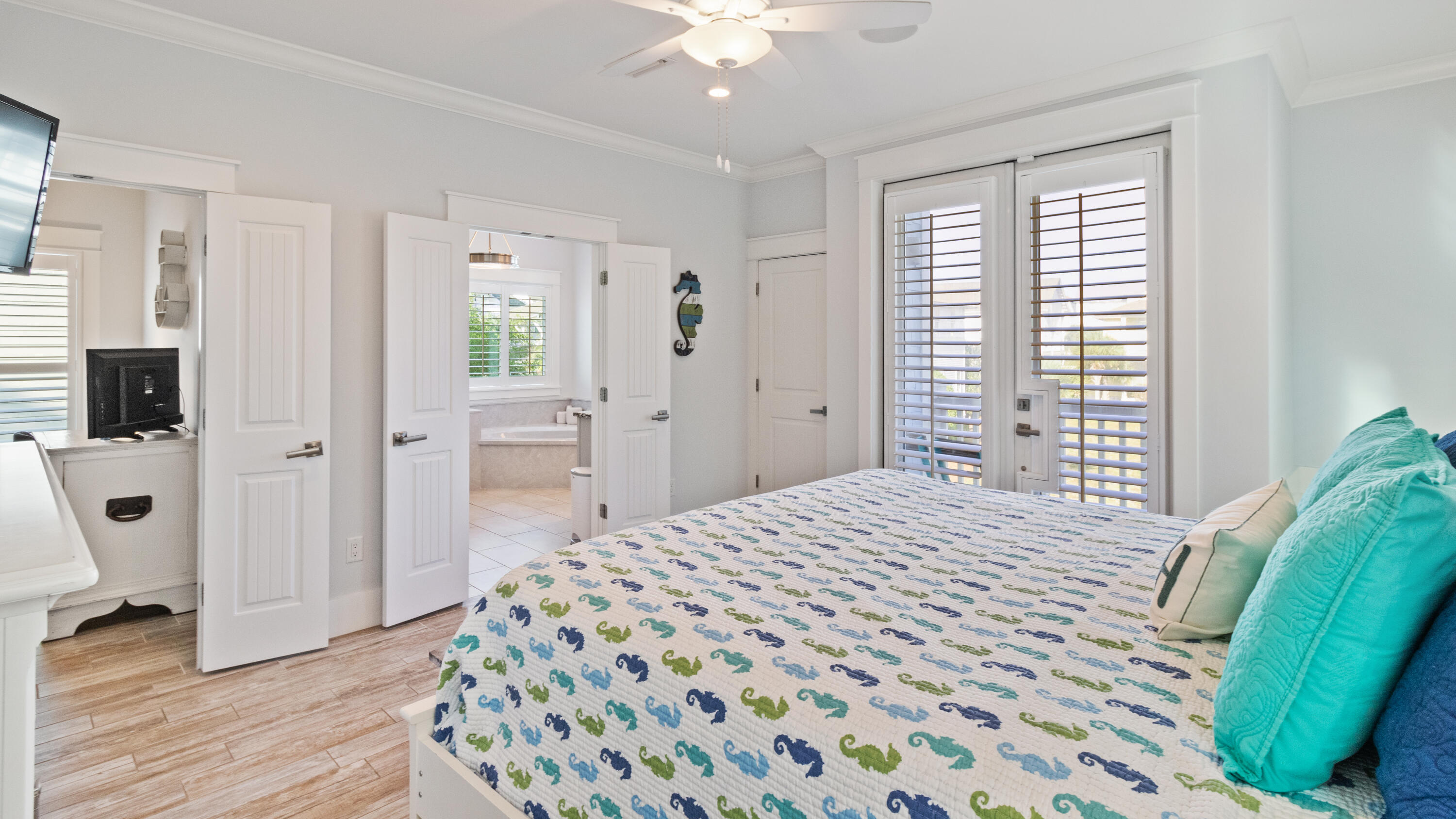 SUGAR SAND LANE - Residential