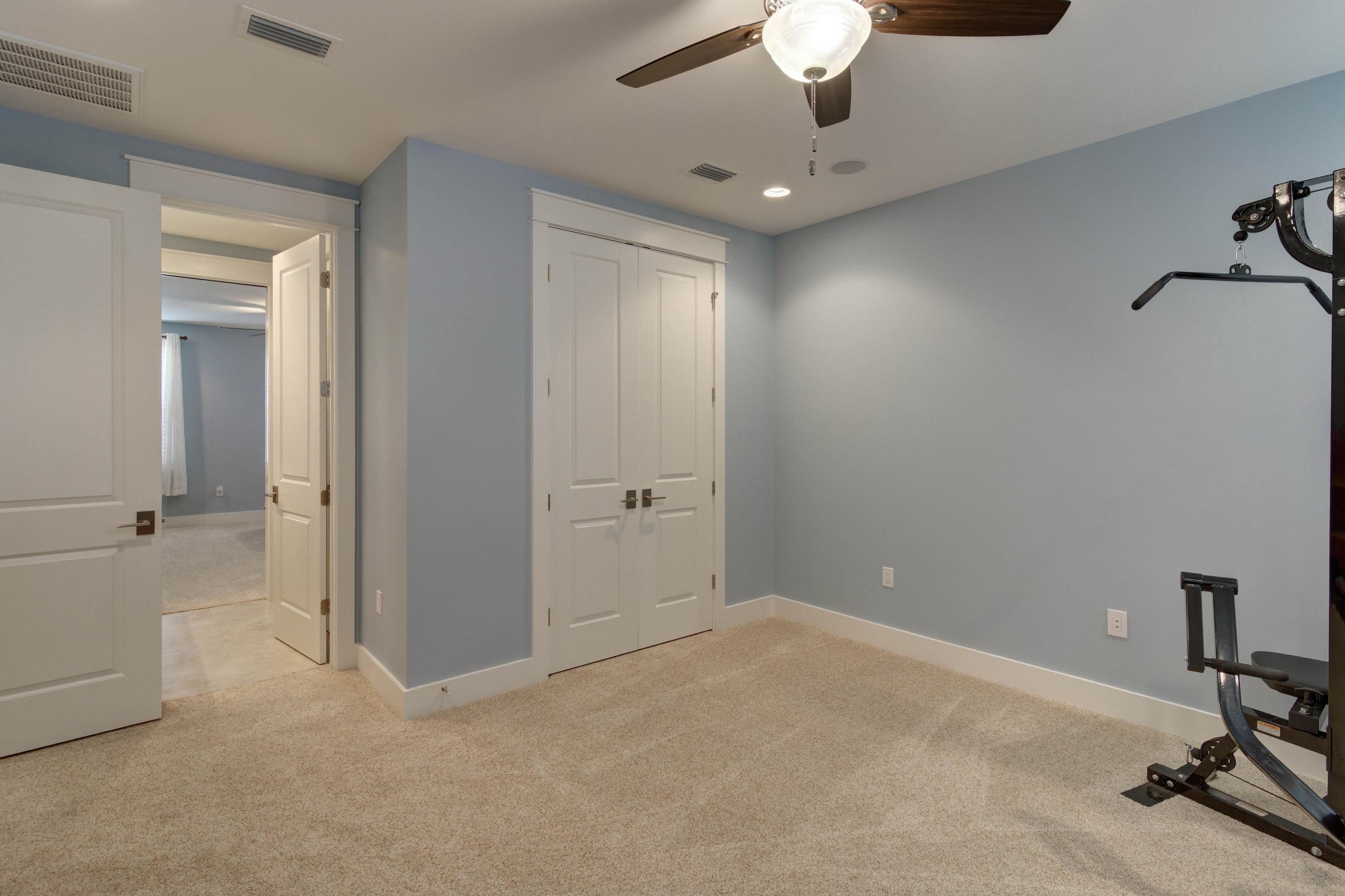 CARSON OAKS - Residential
