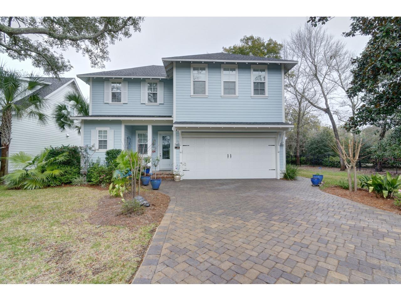 CARSON OAKS - Residential