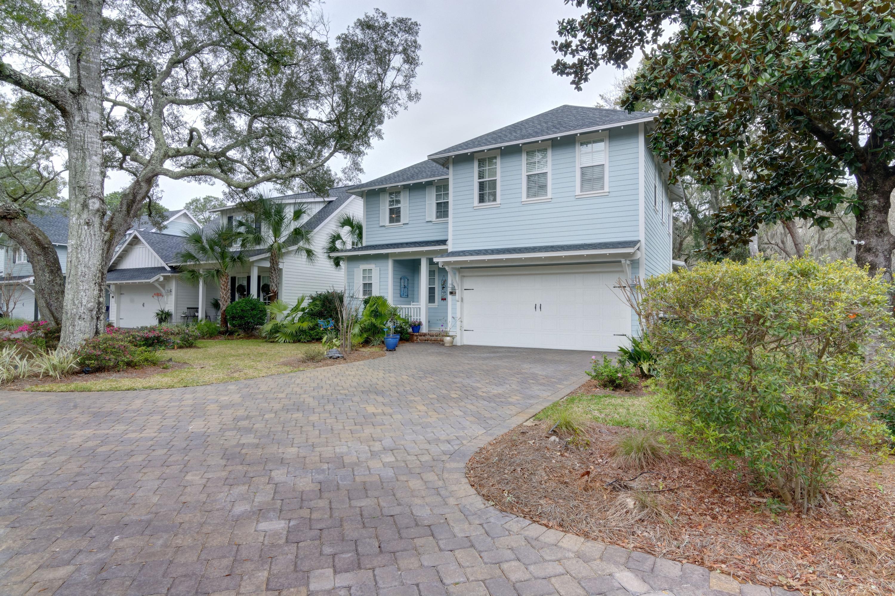 CARSON OAKS - Residential