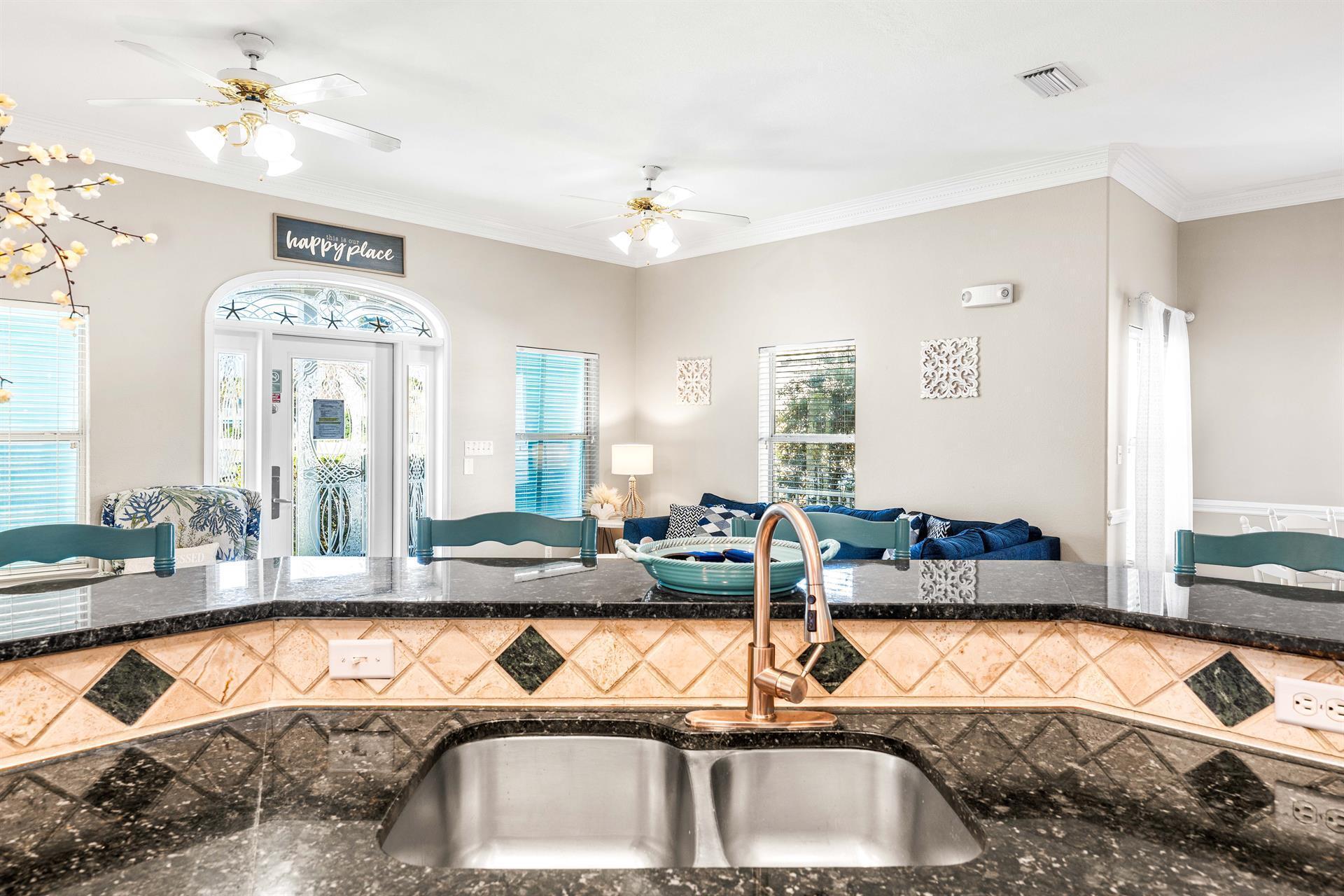 CRYSTAL SHORES - Residential