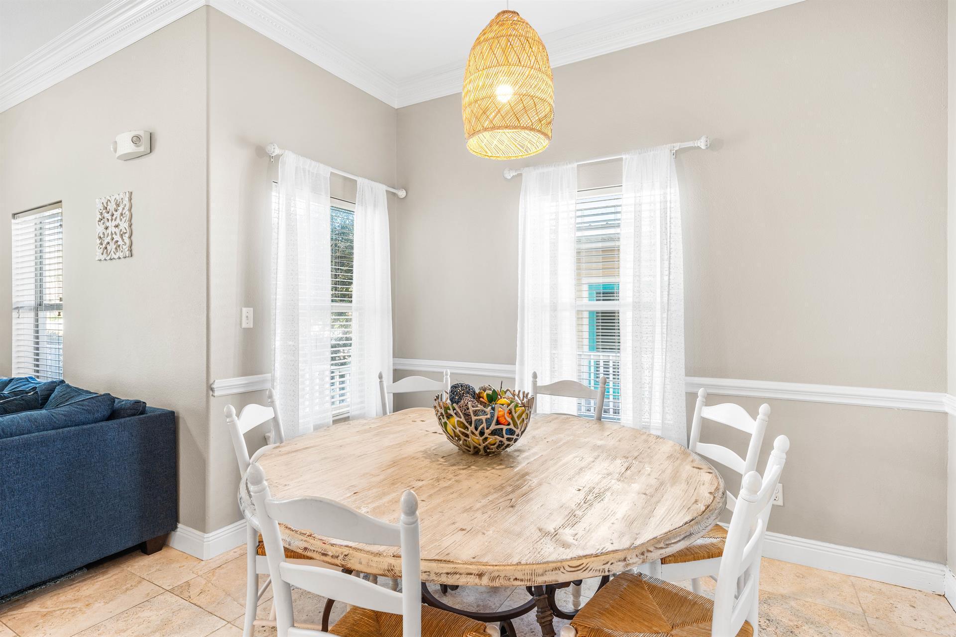 CRYSTAL SHORES - Residential