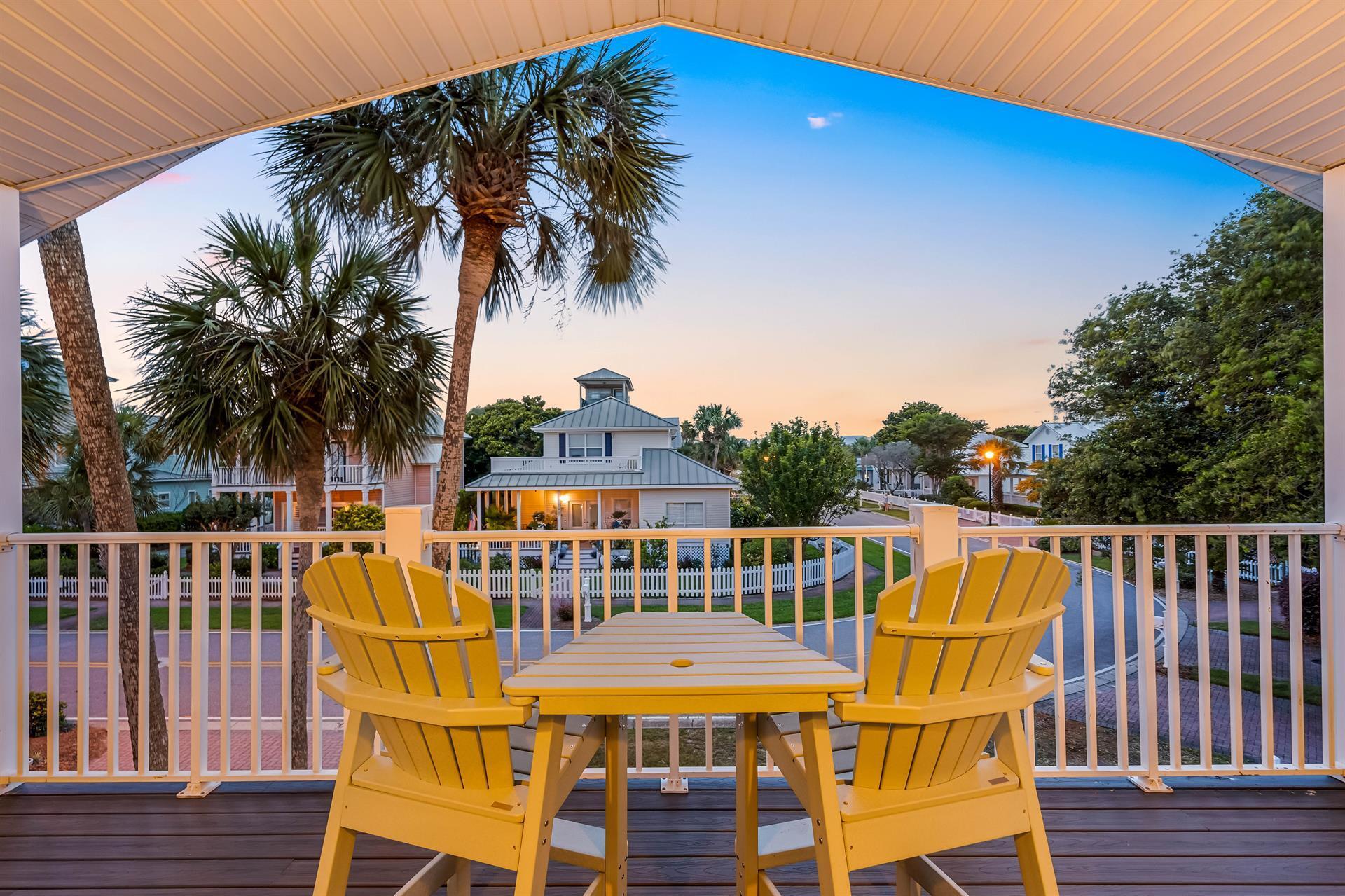 CRYSTAL SHORES - Residential