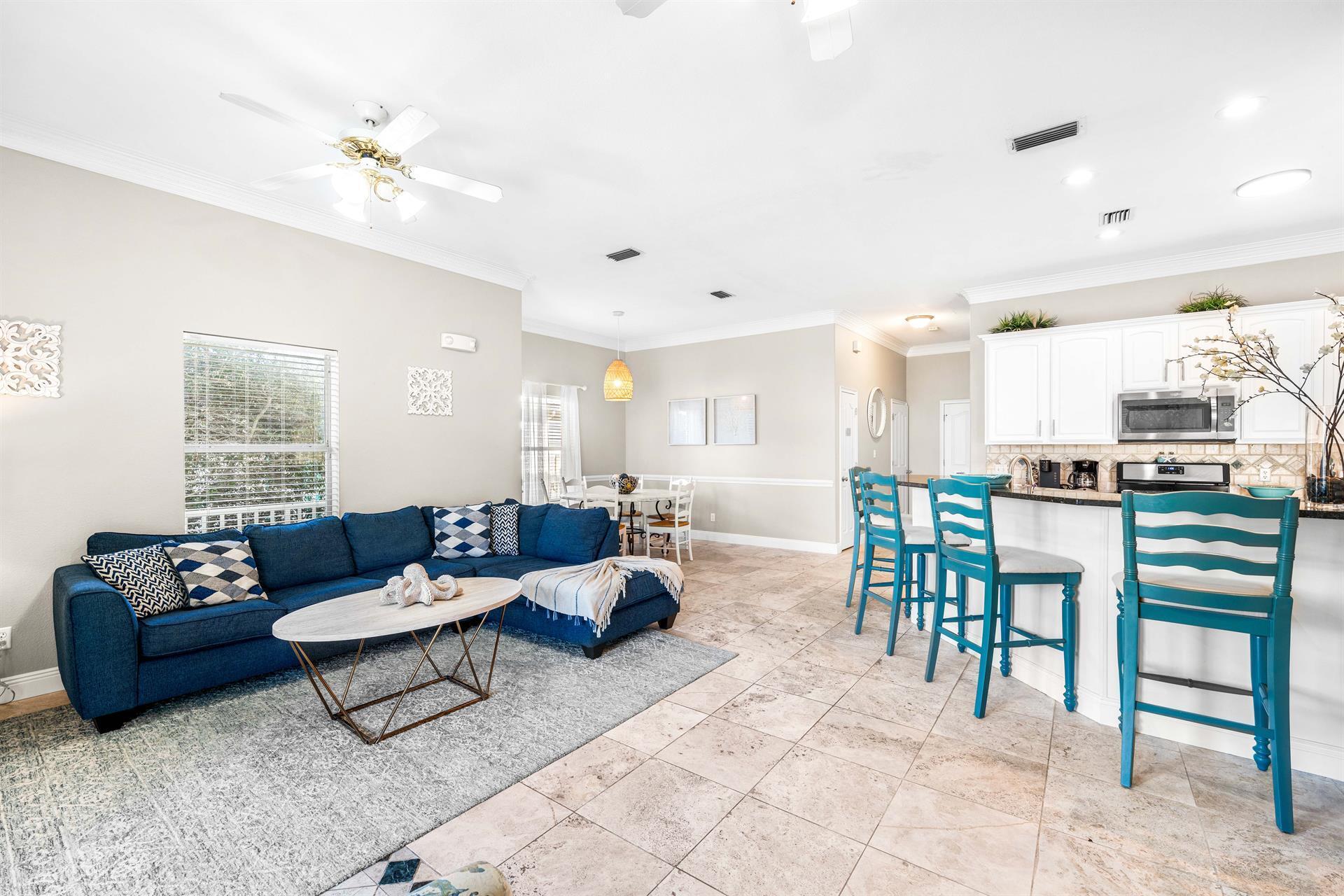 CRYSTAL SHORES - Residential