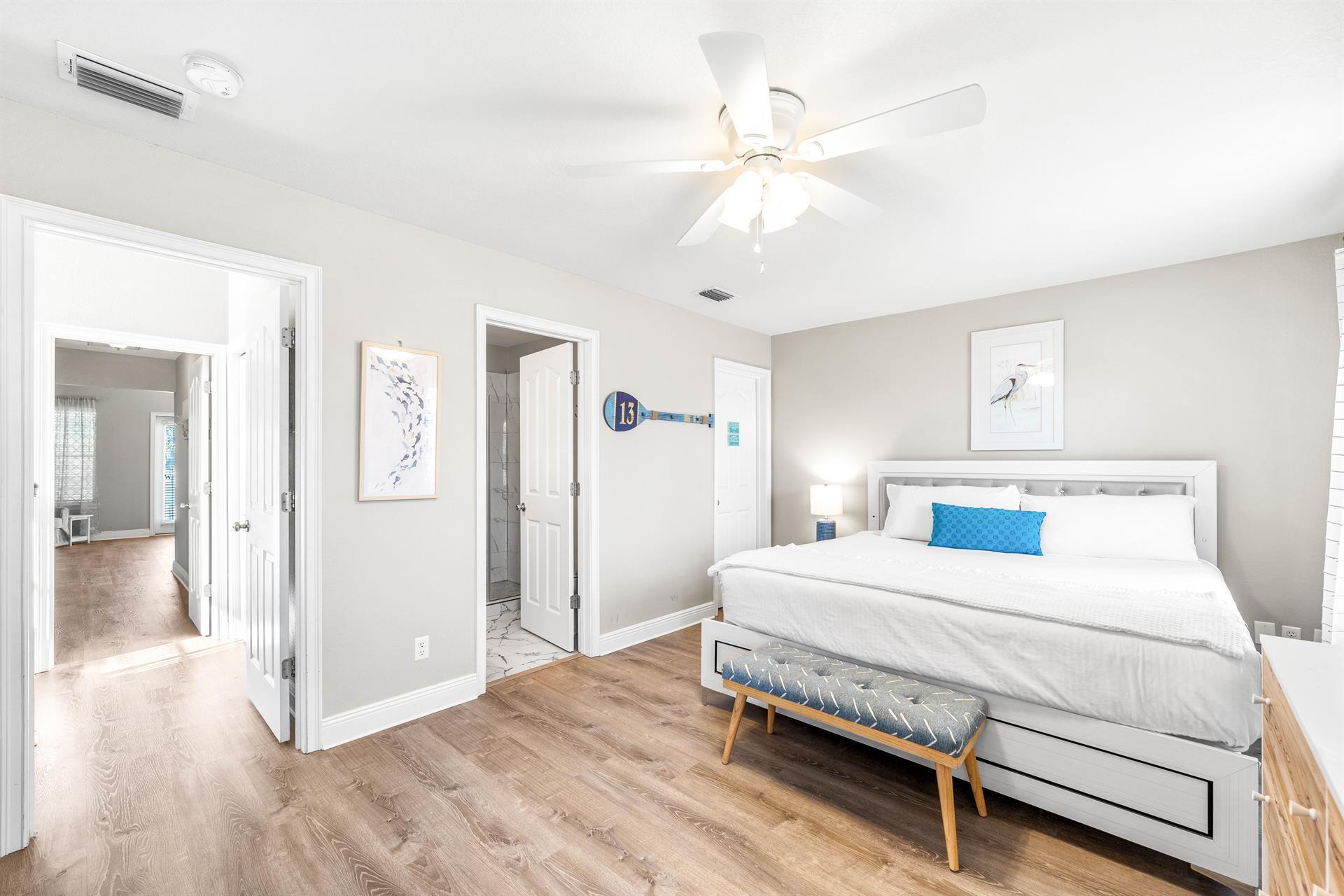 CRYSTAL SHORES - Residential