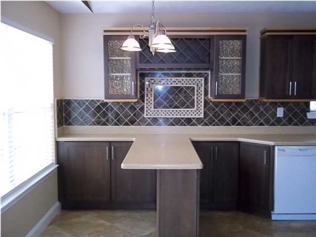 REDSTONE ESTATES - Residential Lease