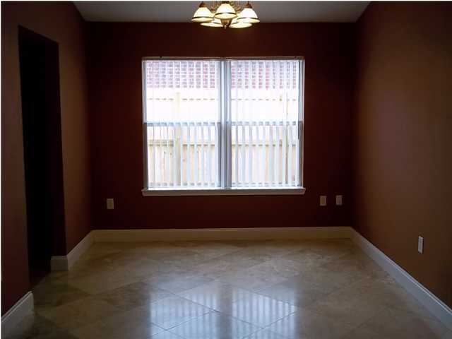 REDSTONE ESTATES - Residential Lease