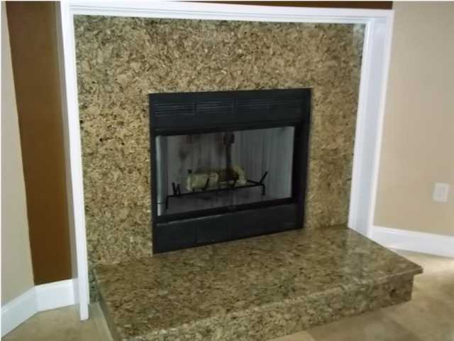 REDSTONE ESTATES - Residential Lease