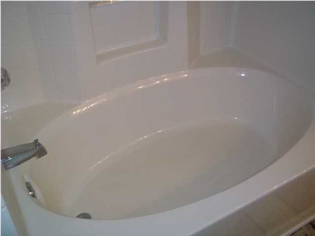 REDSTONE ESTATES - Residential Lease