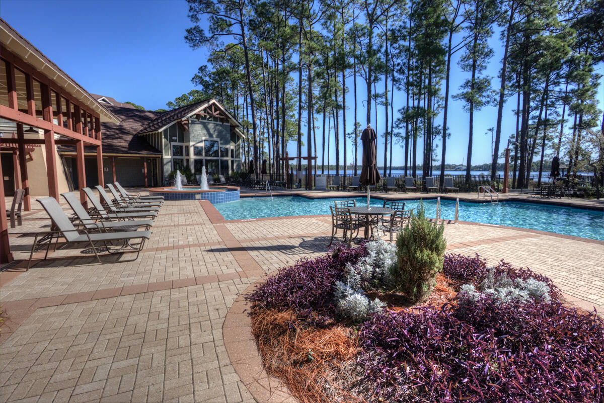 Wild Heron Phase XIV - Land