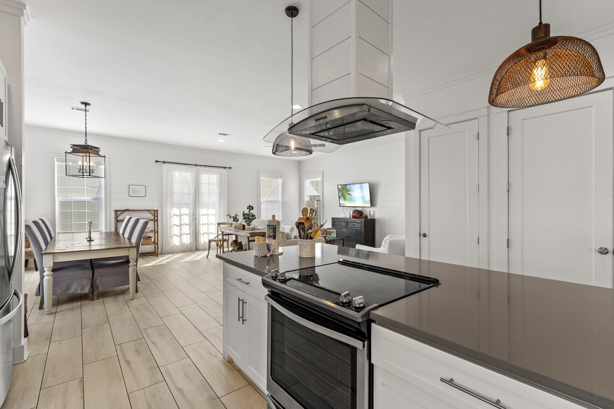 FRANGISTA BEACH 3RD ADDN - Residential