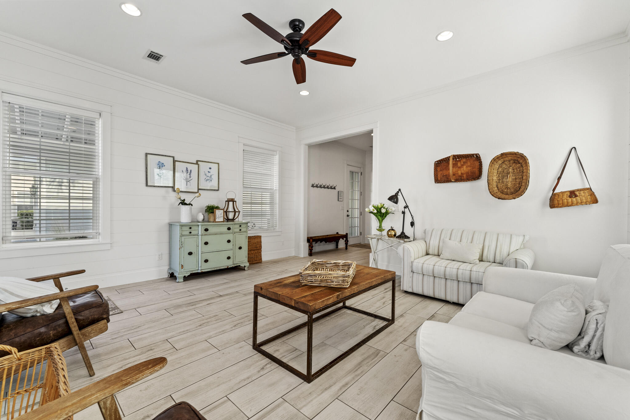 FRANGISTA BEACH 3RD ADDN - Residential