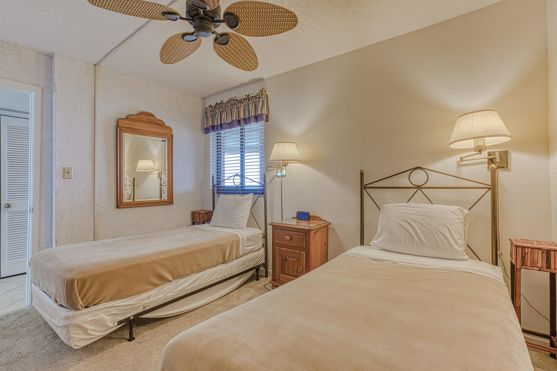 EDGEWATER BEACH CONDO PH 1 - Residential