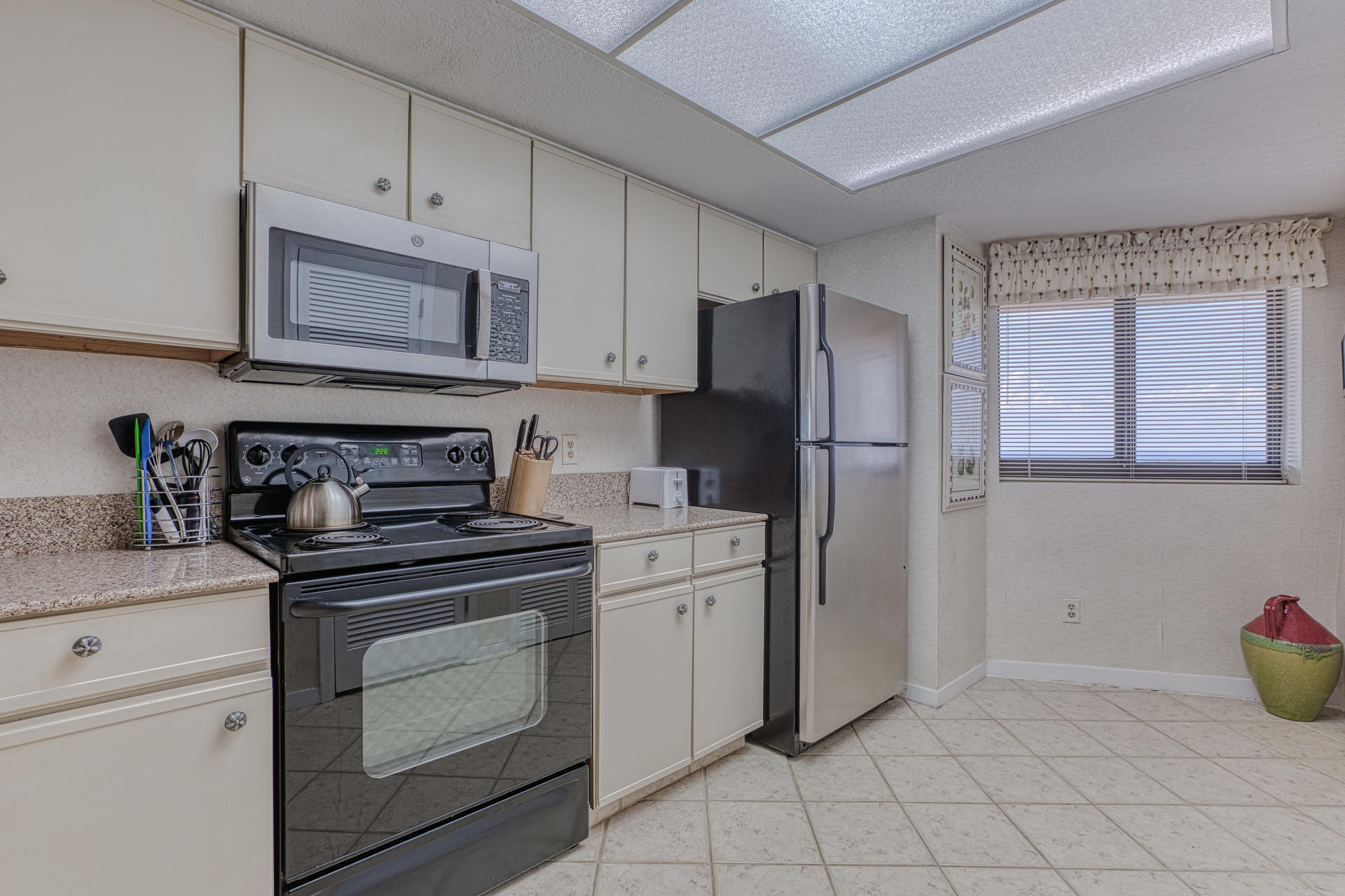 EDGEWATER BEACH CONDO PH 1 - Residential