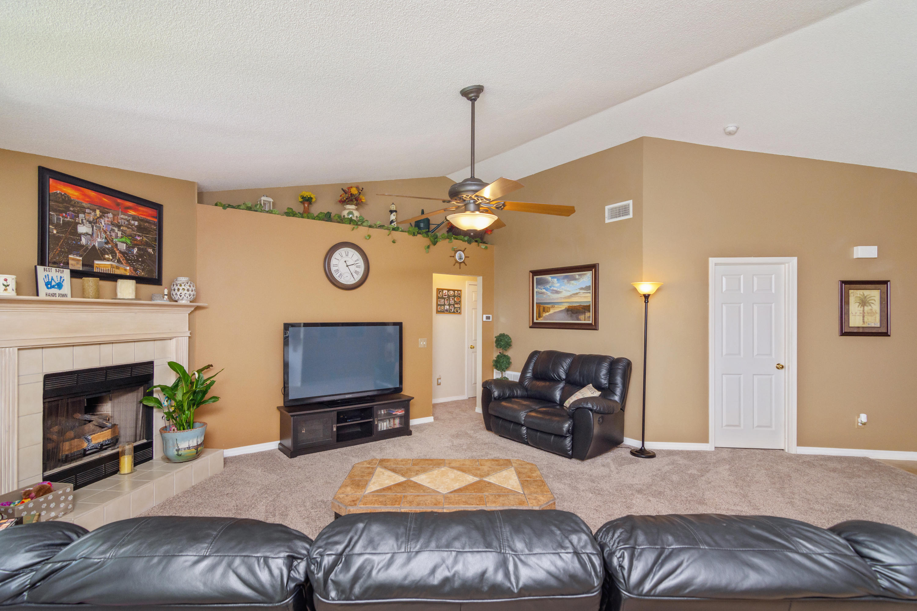 HOLLEY BY THE SEA - Residential