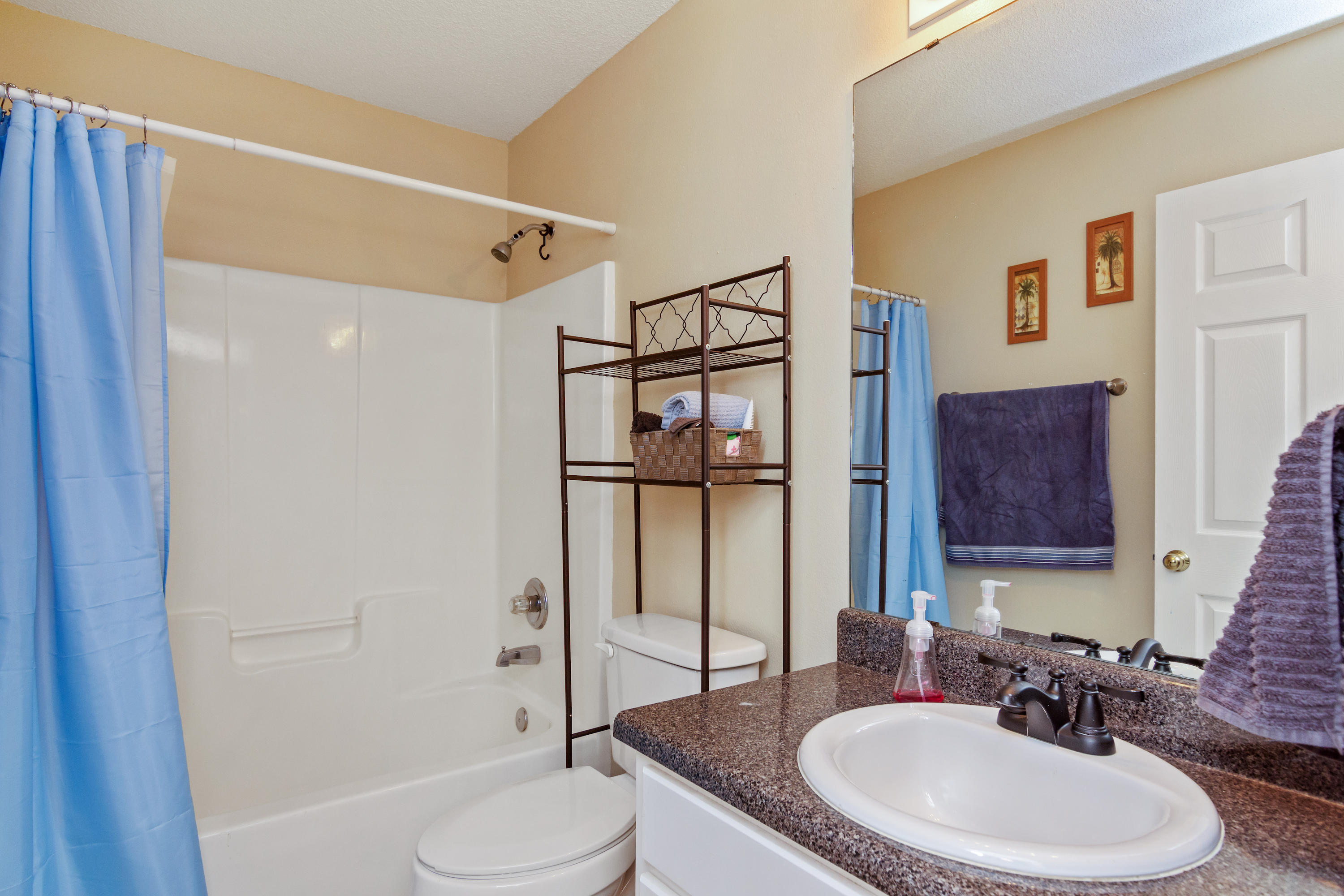 HOLLEY BY THE SEA - Residential