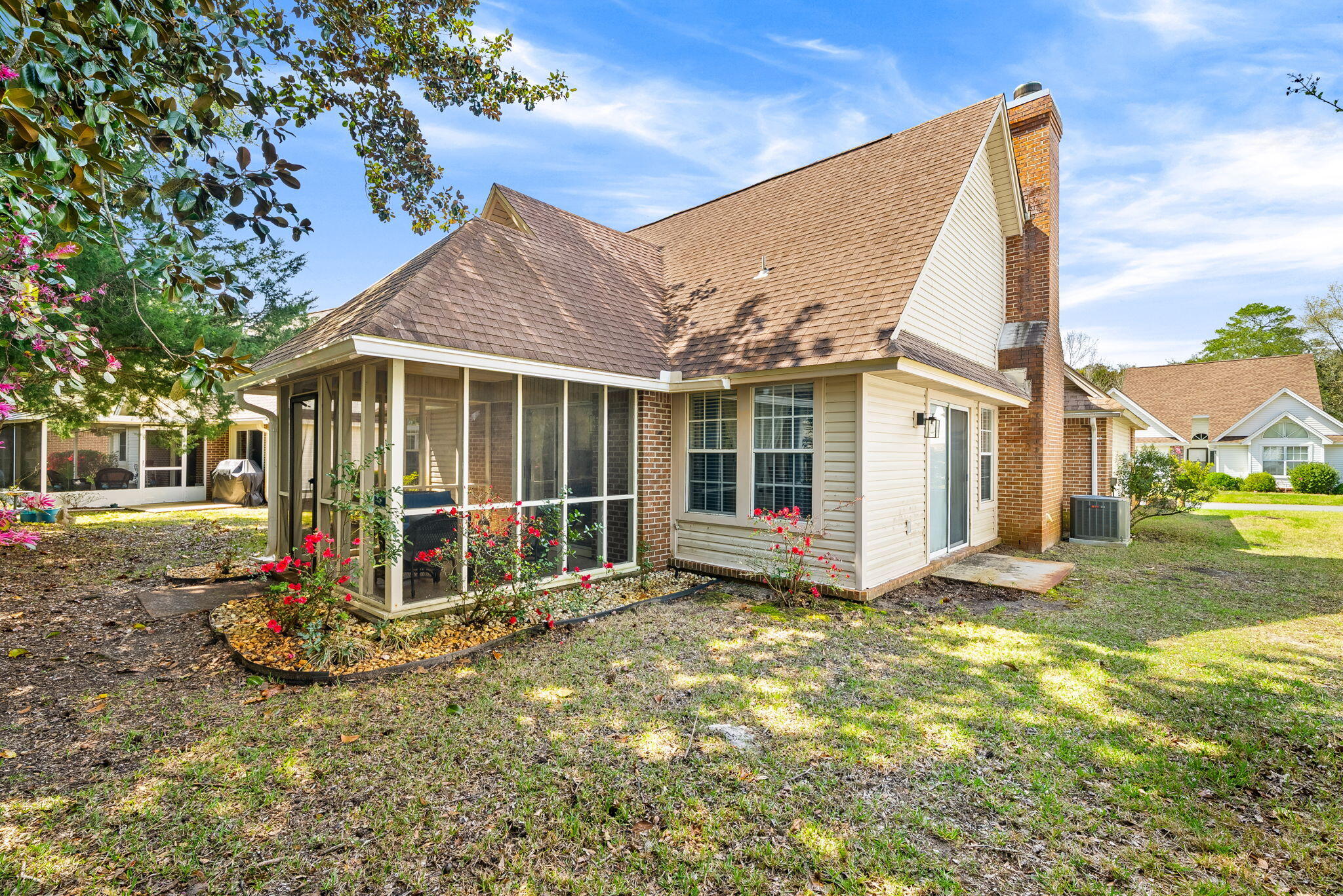 FAIRWAY LAKES PH 1 - Residential