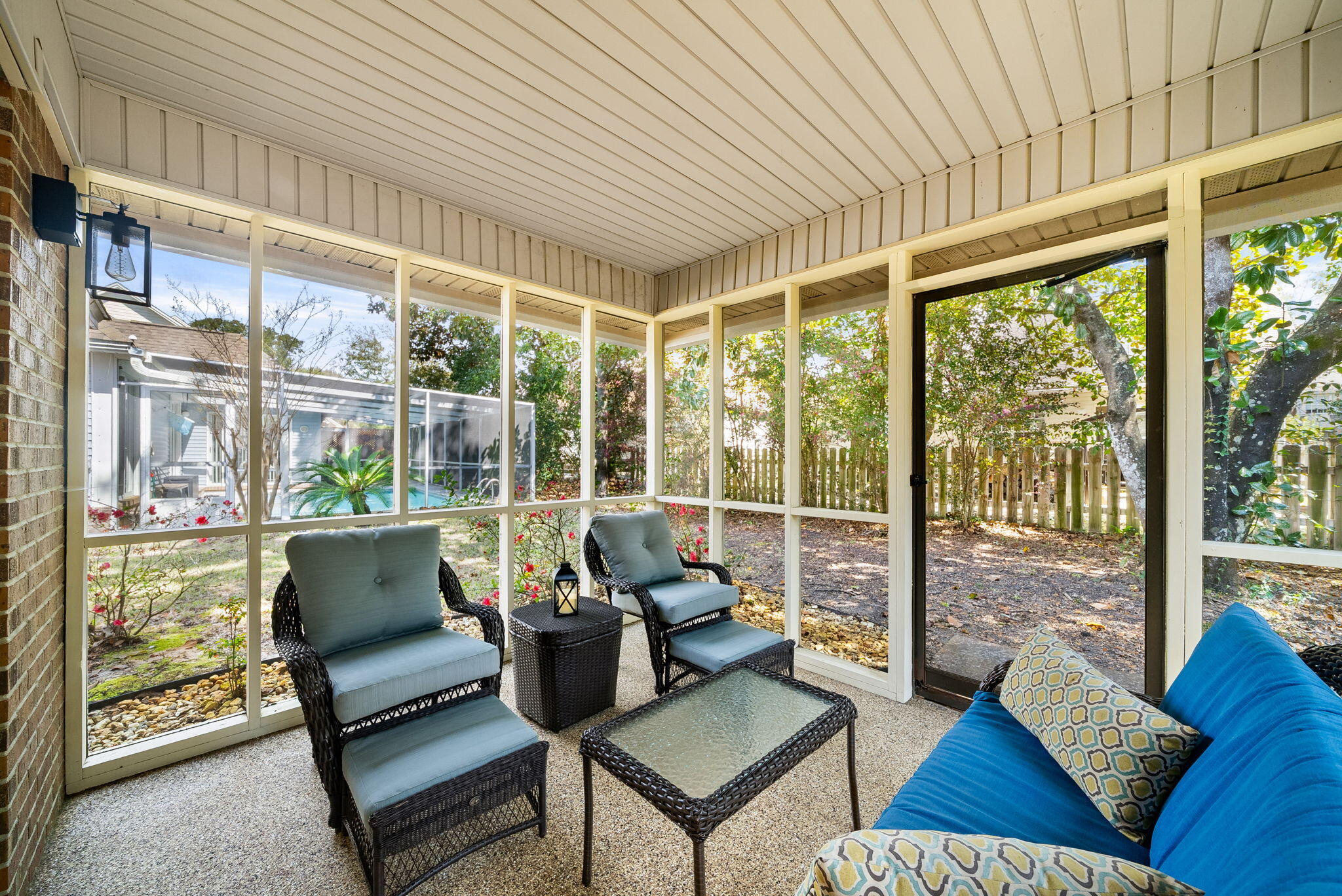 FAIRWAY LAKES PH 1 - Residential