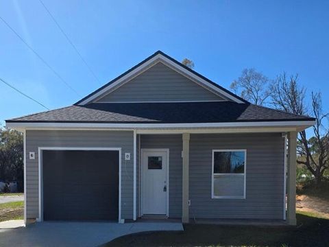 1209 Gordon Avenue Pensacola FL 32507