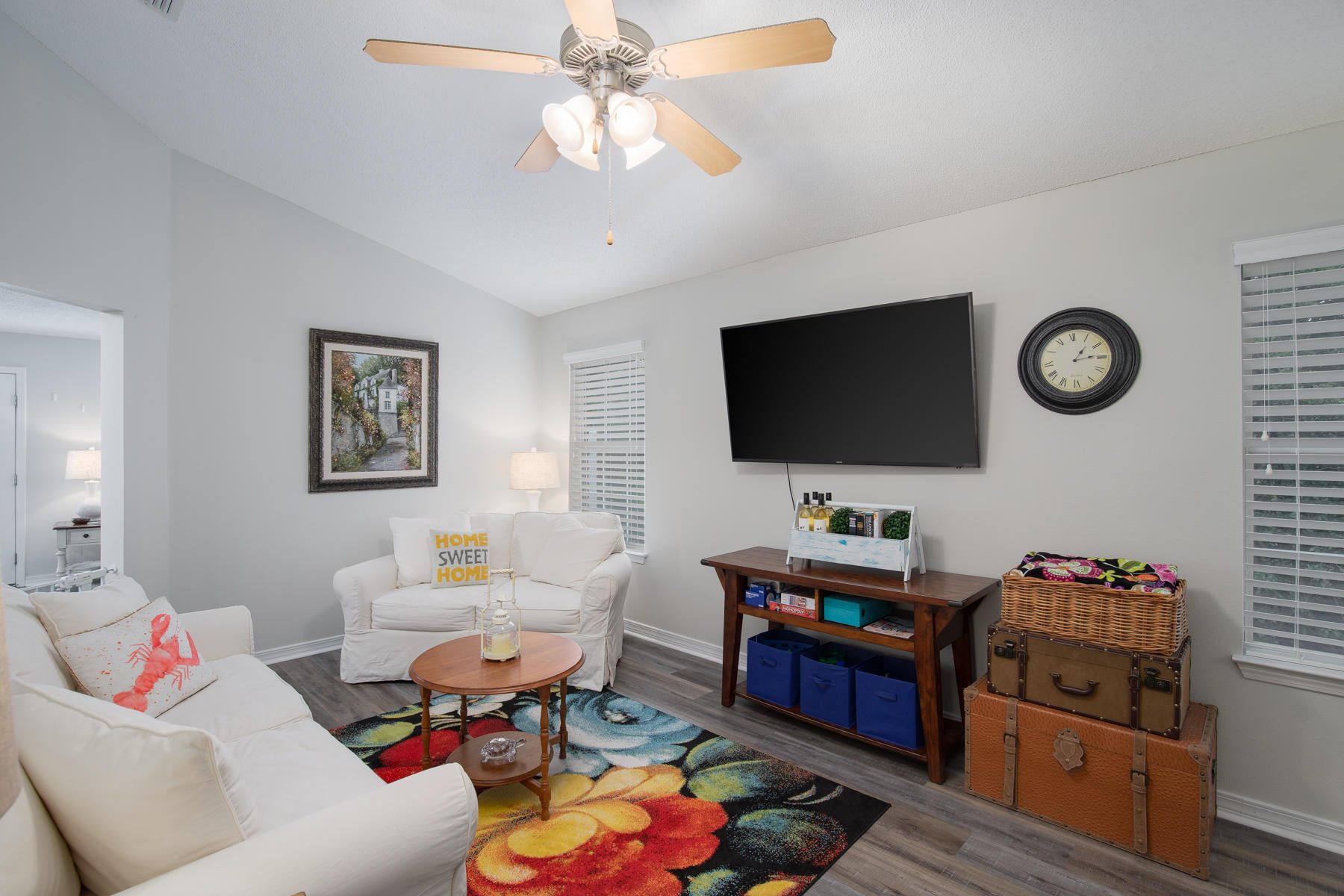 PARADISE RETREAT - Residential