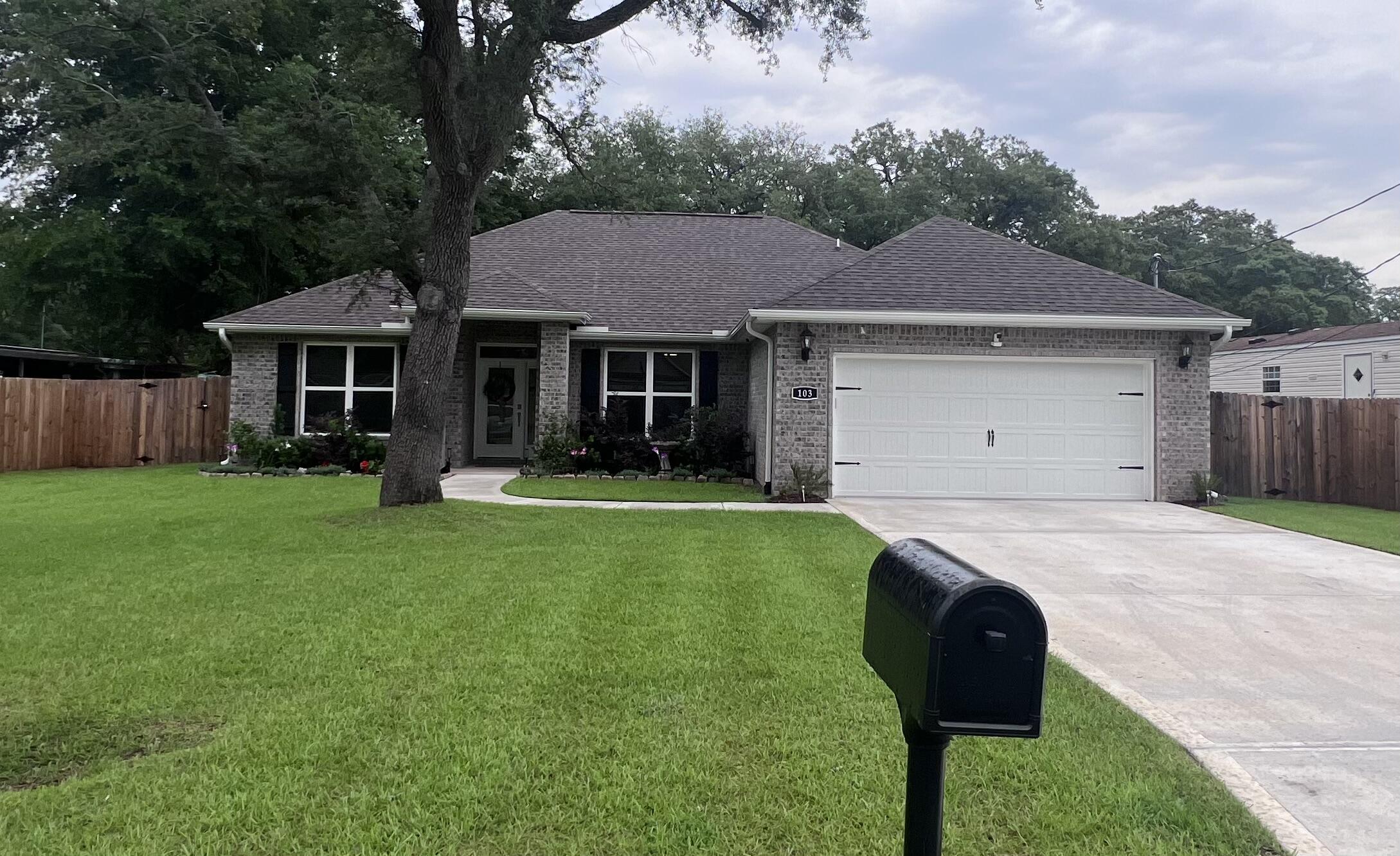 WILLIAMS S/D - Residential Lease